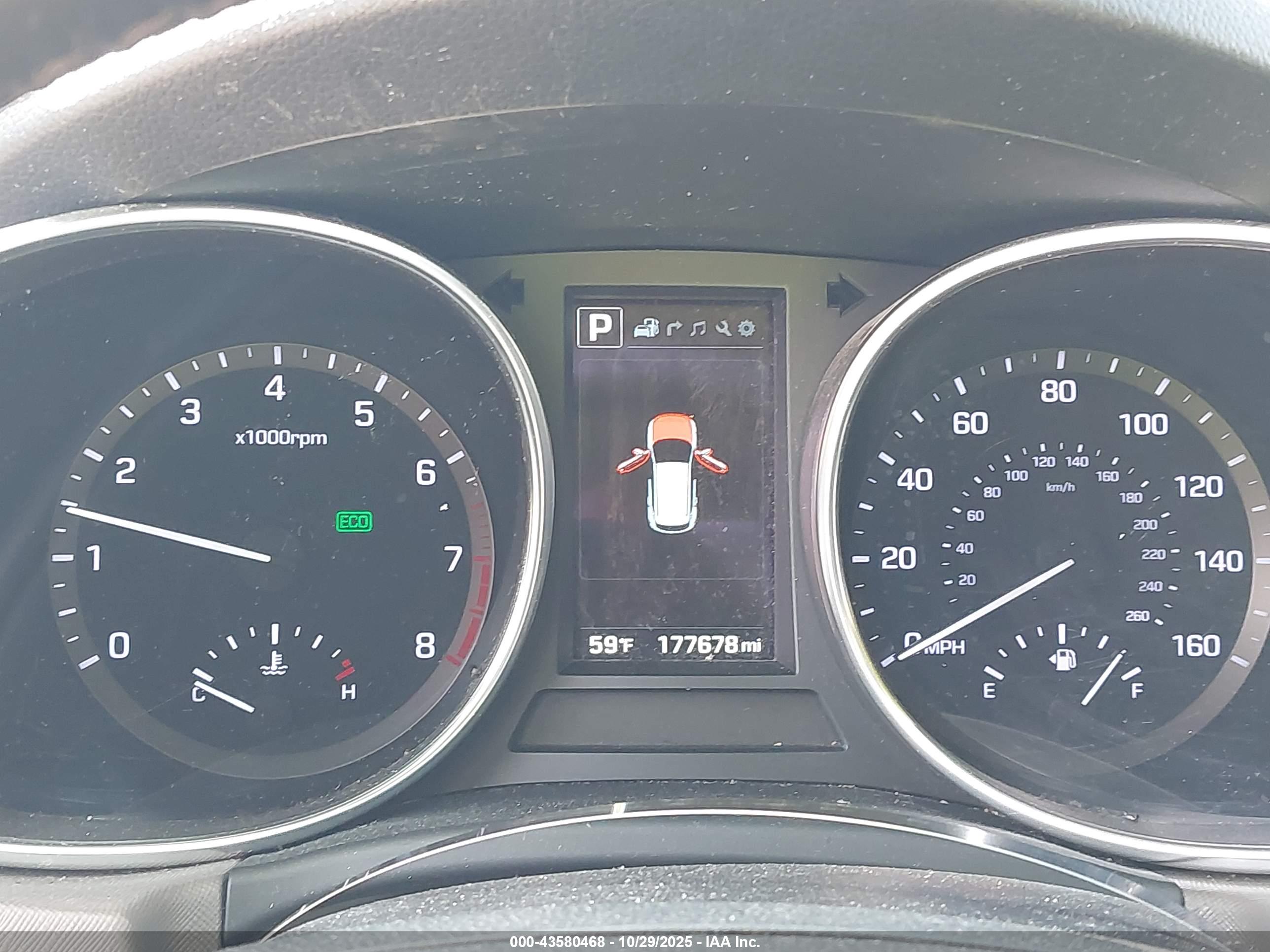 HYUNDAI SANTA image 7