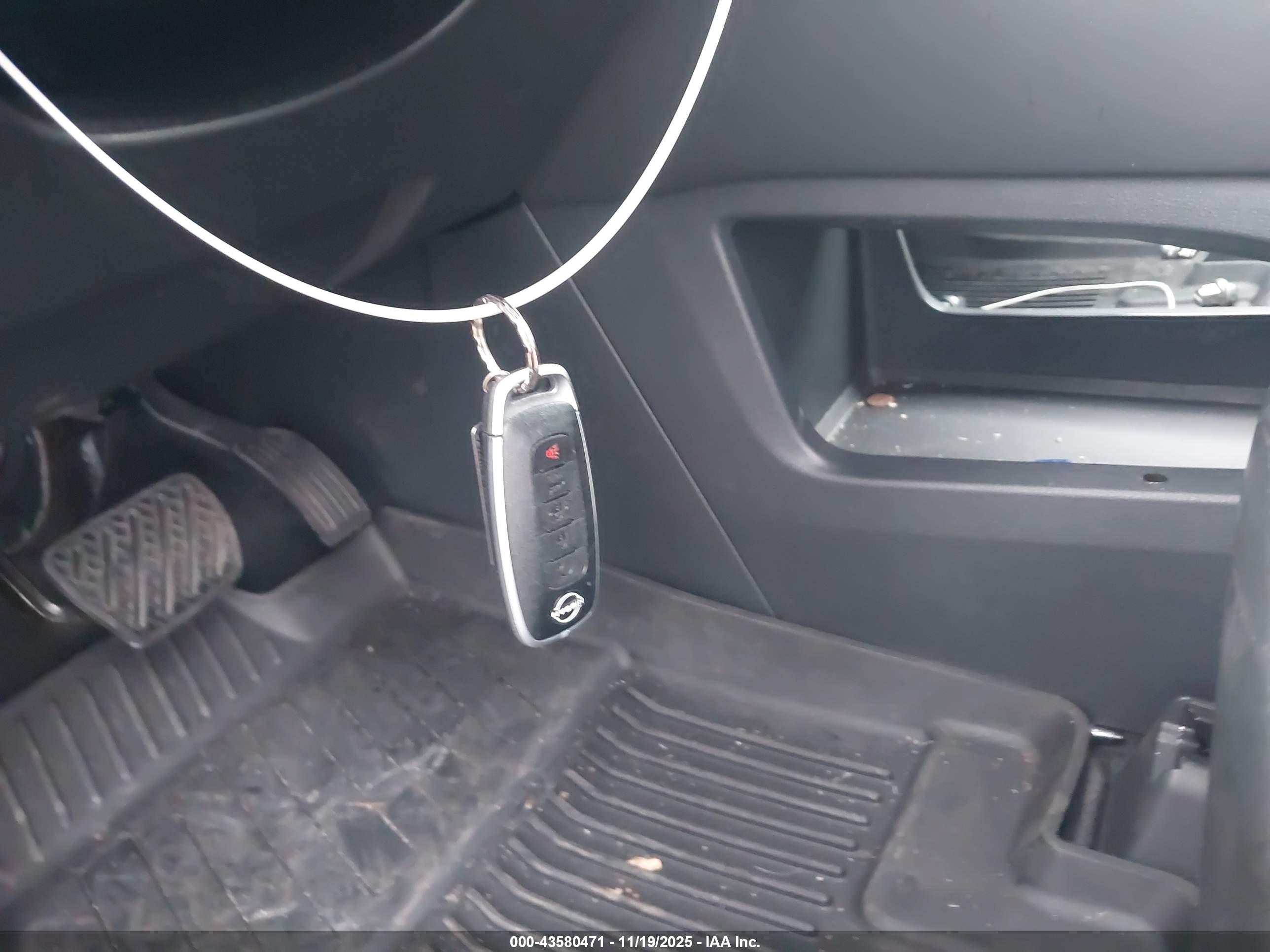 NISSAN PATHFINDER image 11