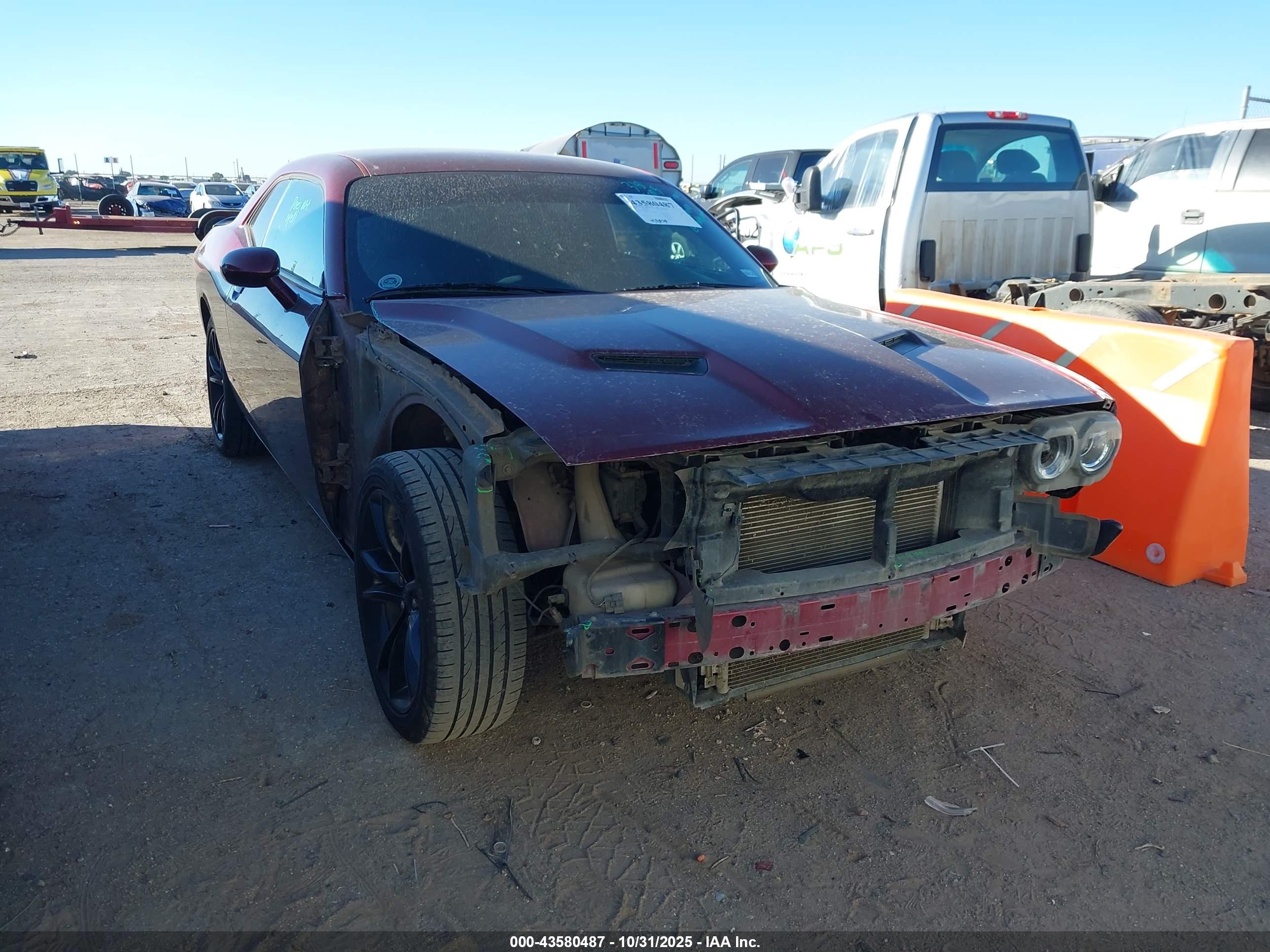 DODGE CHALLENGER image 6