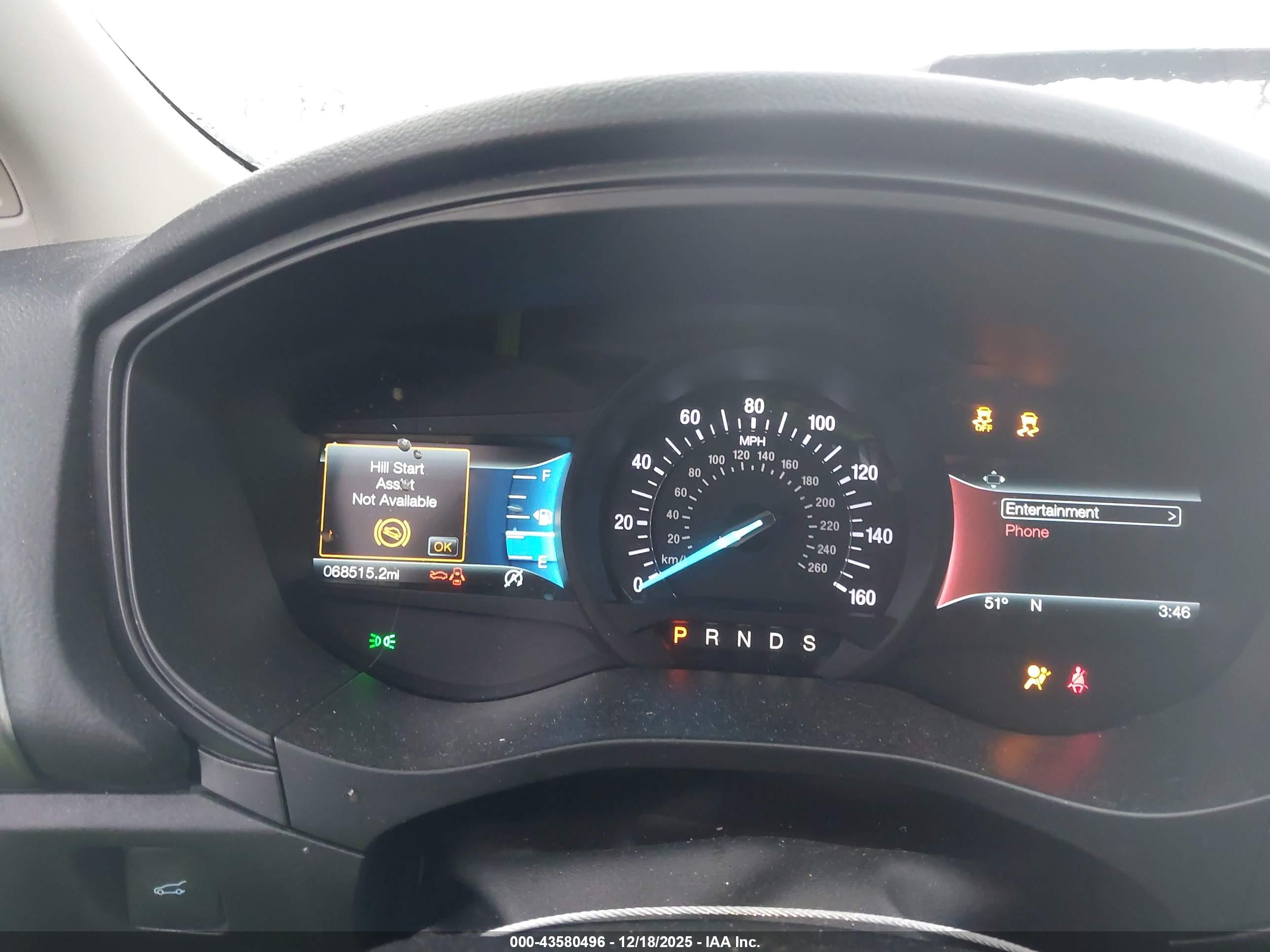 FORD FUSION image 7