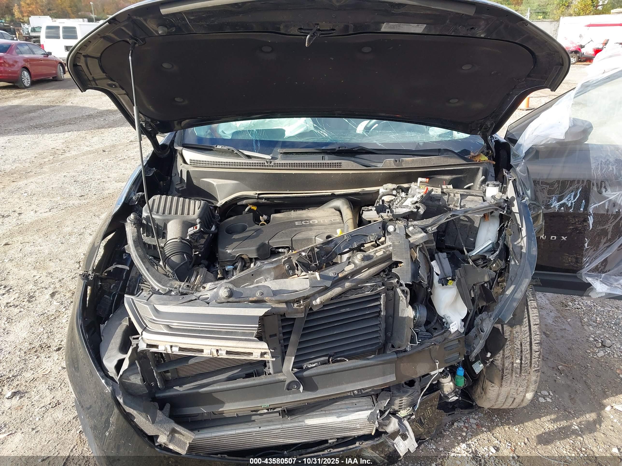 CHEVROLET EQUINOX image 10