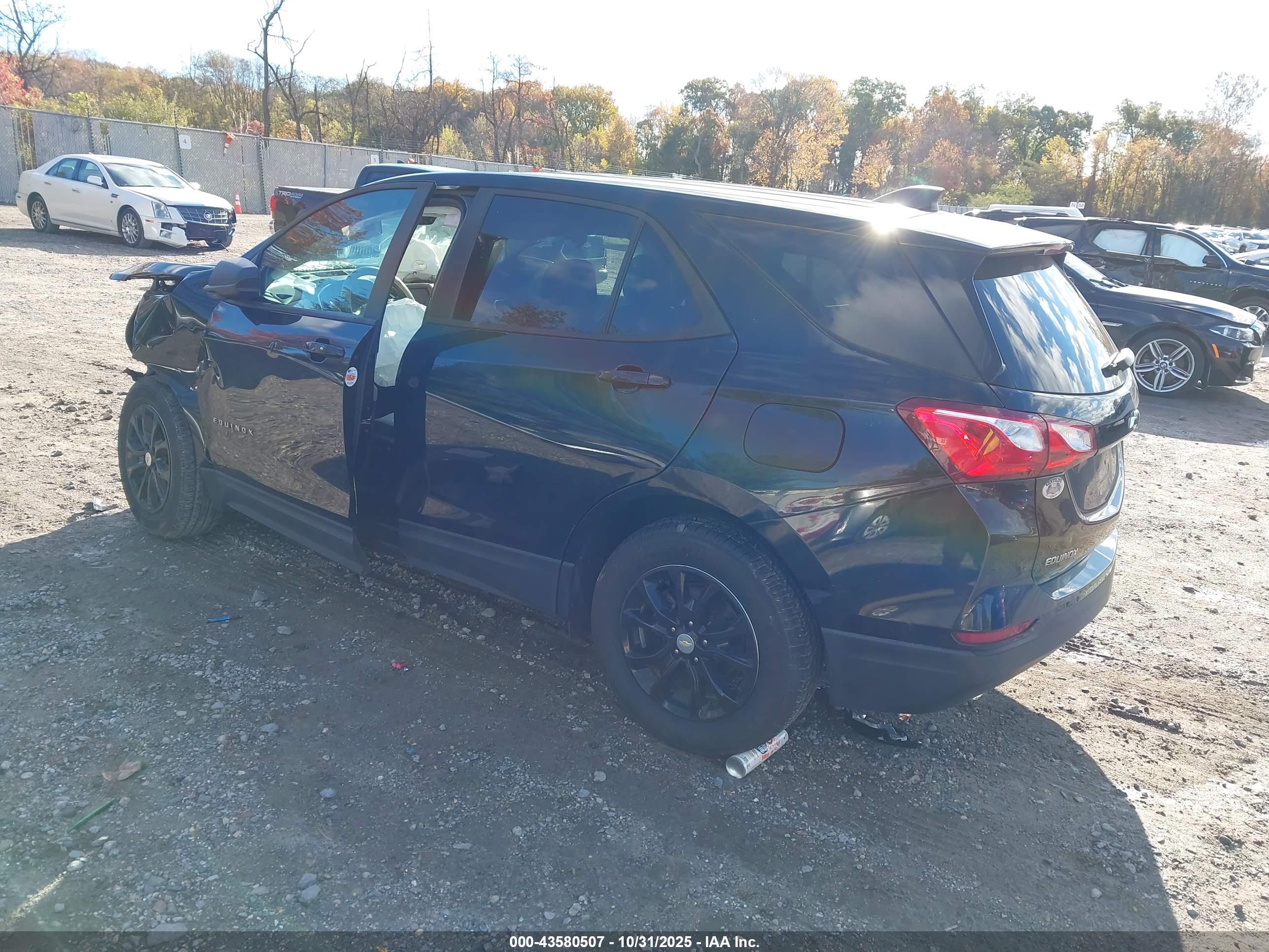 CHEVROLET EQUINOX image 3