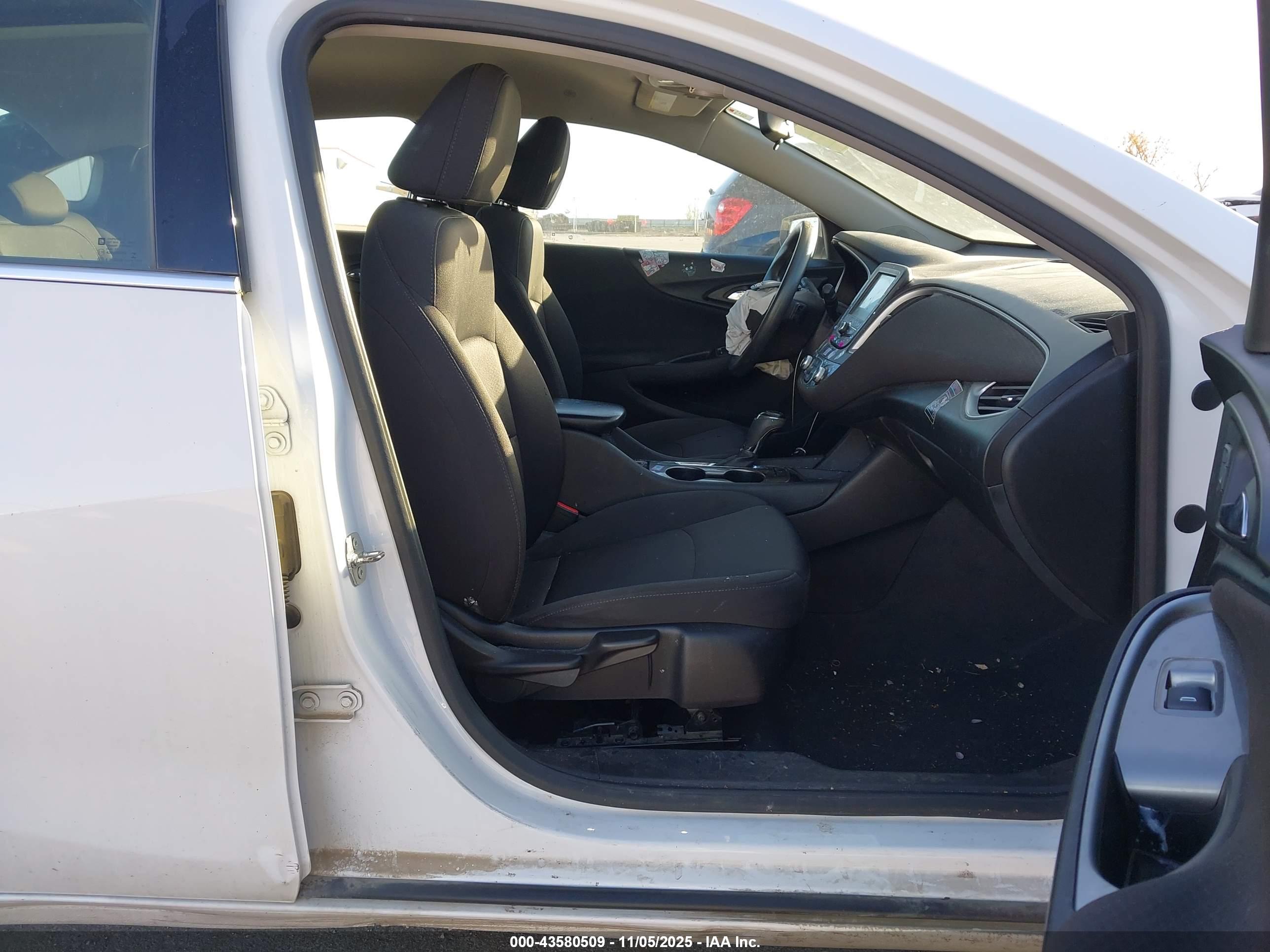 CHEVROLET MALIBU image 5