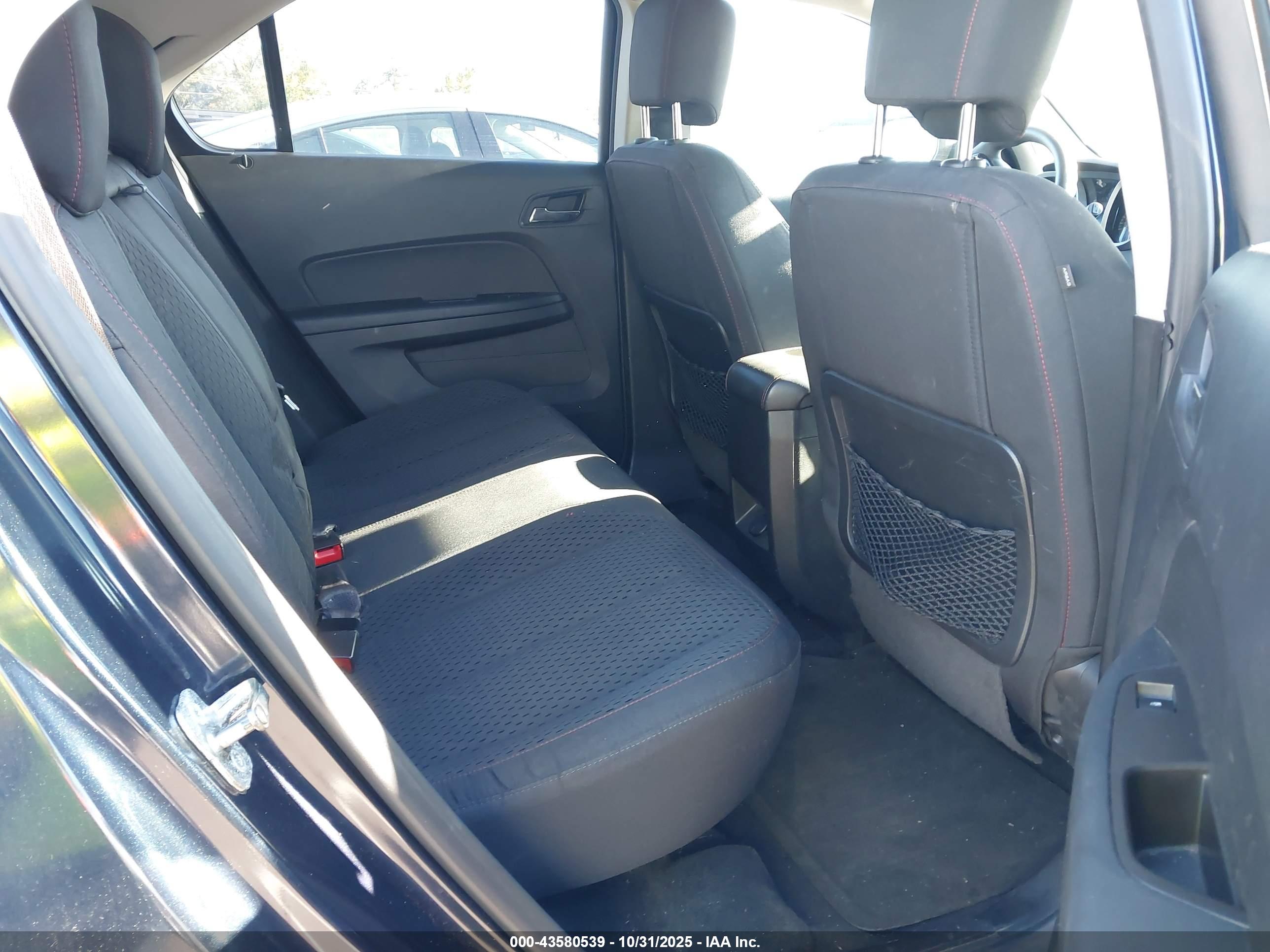 CHEVROLET EQUINOX image 8