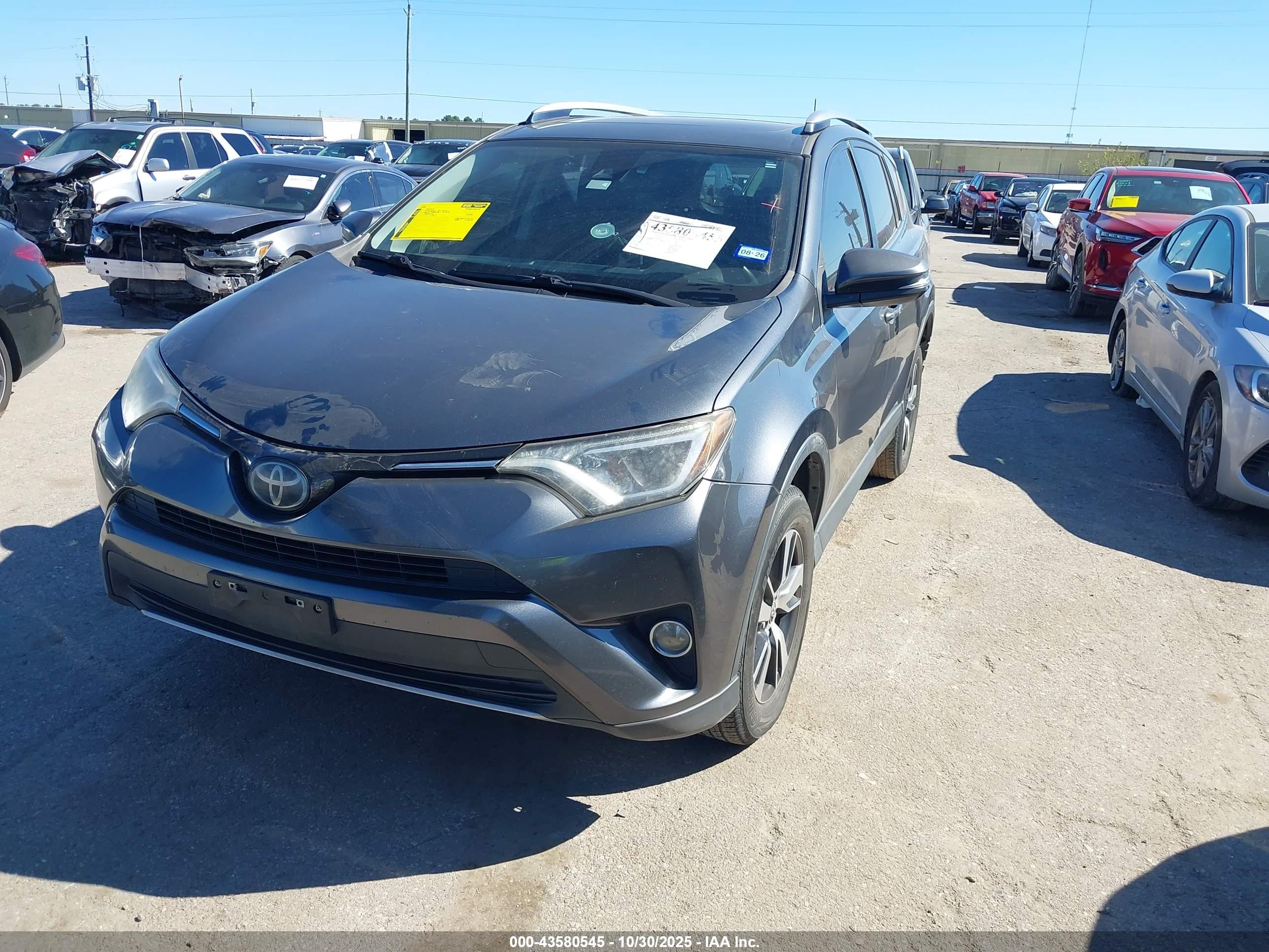 TOYOTA RAV4 image 2