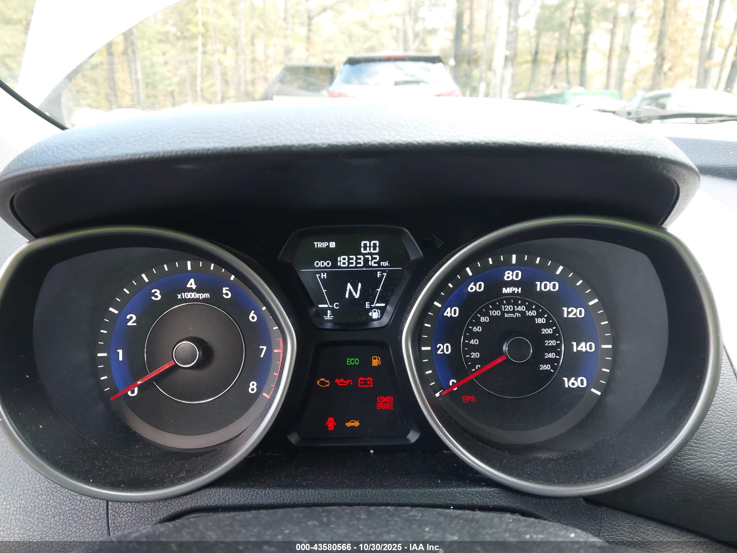 HYUNDAI ELANTRA image 7