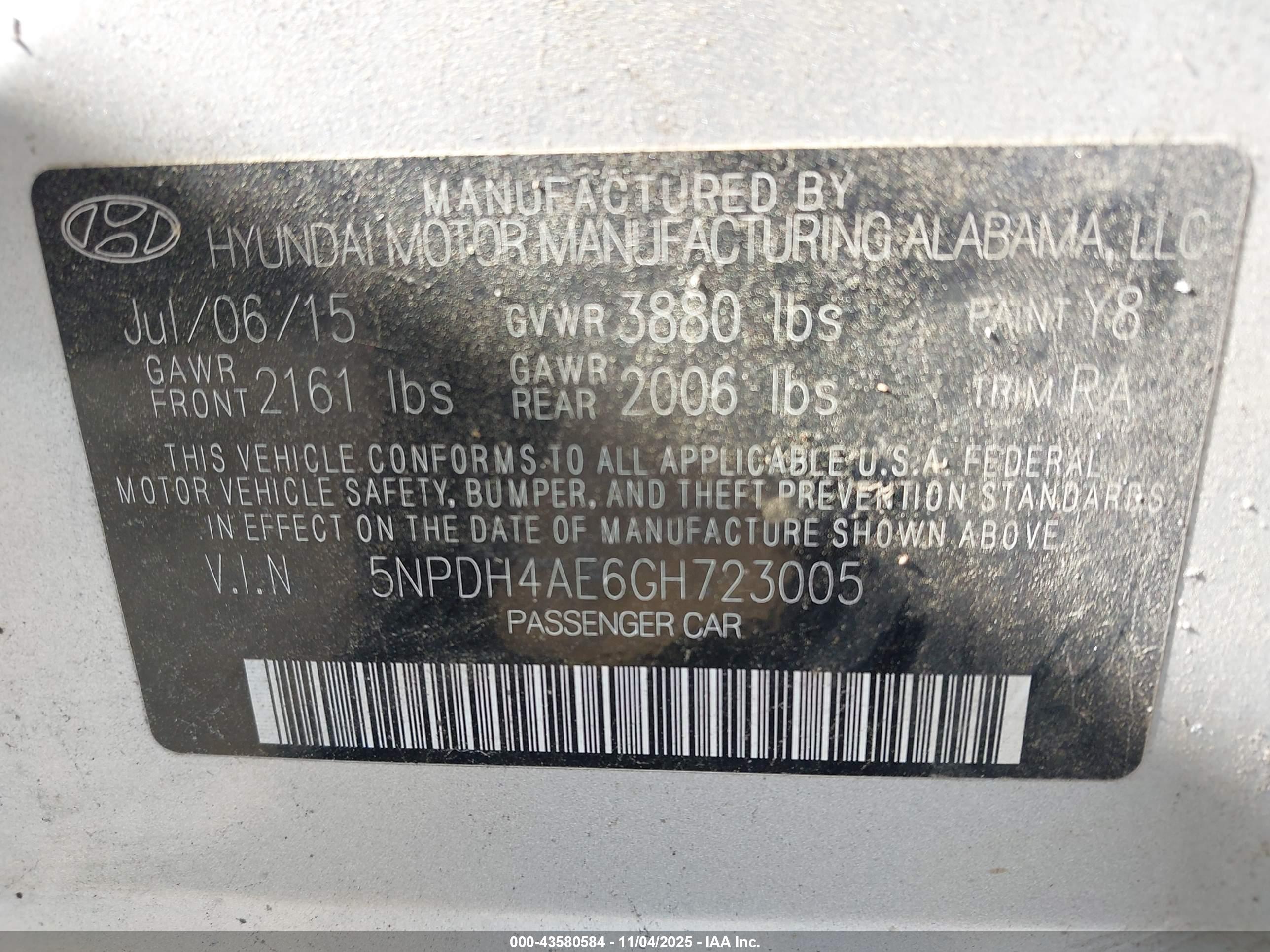 HYUNDAI ELANTRA image 9