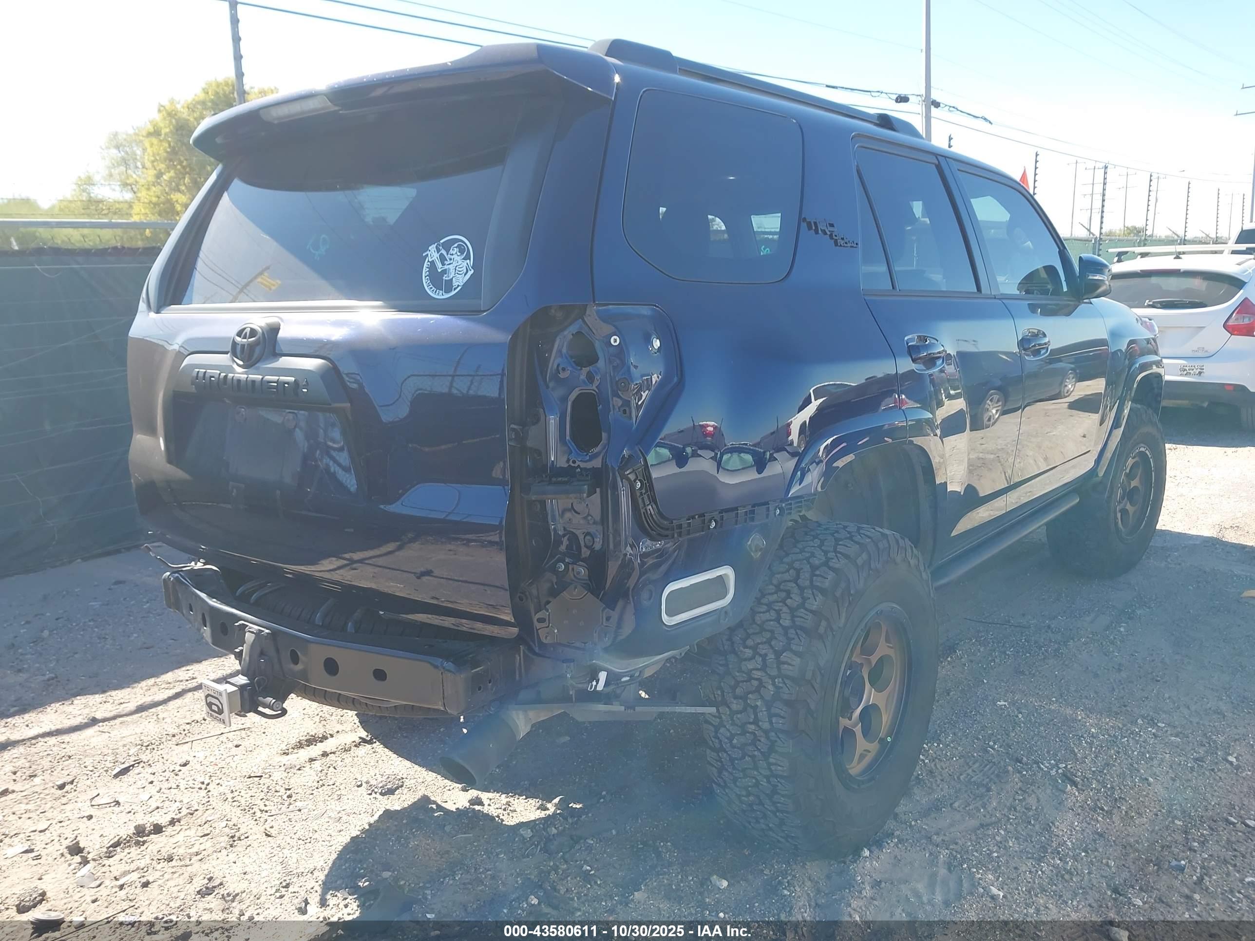 TOYOTA 4RUNNER image 4
