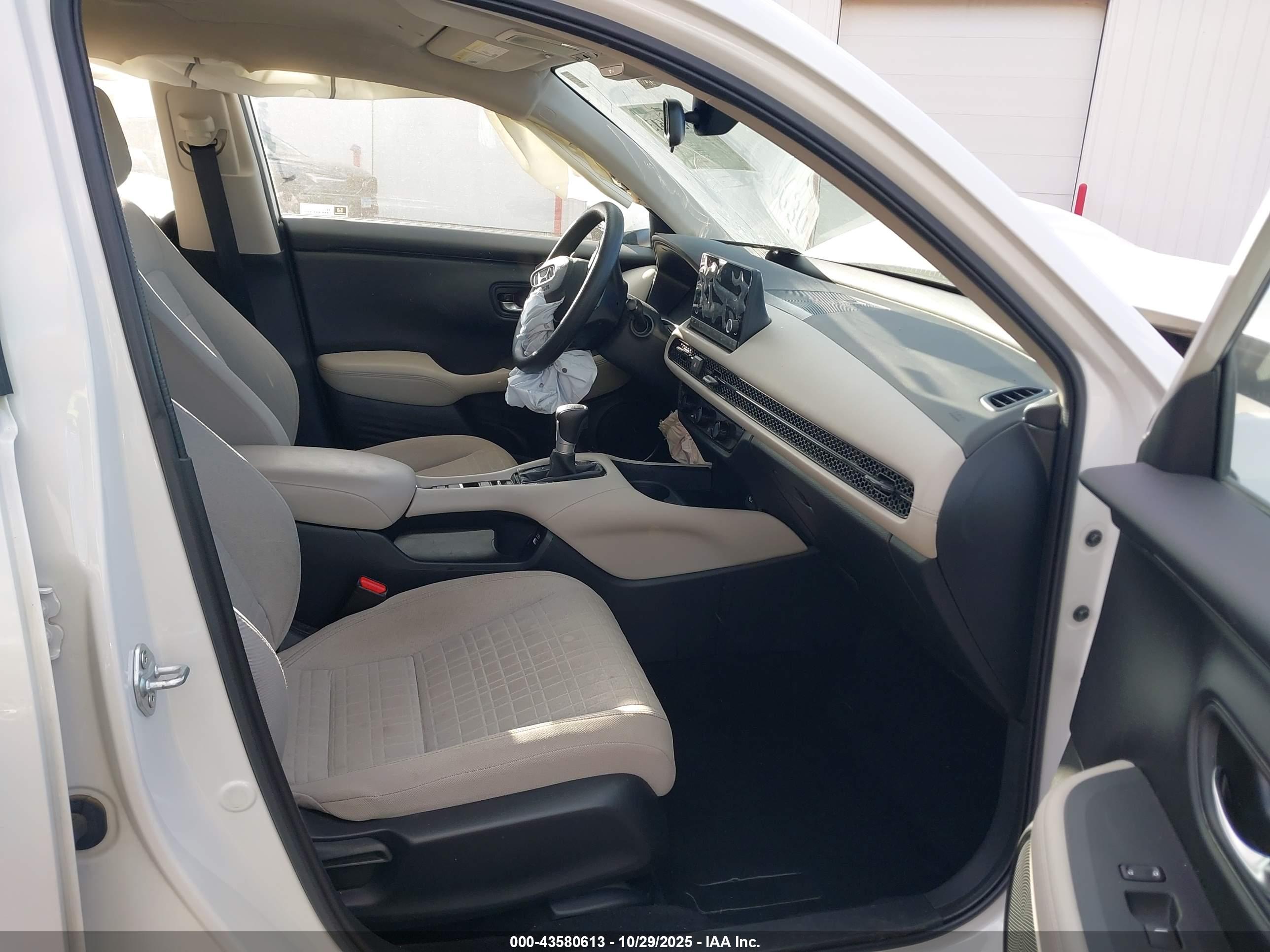 HONDA HR-V image 5