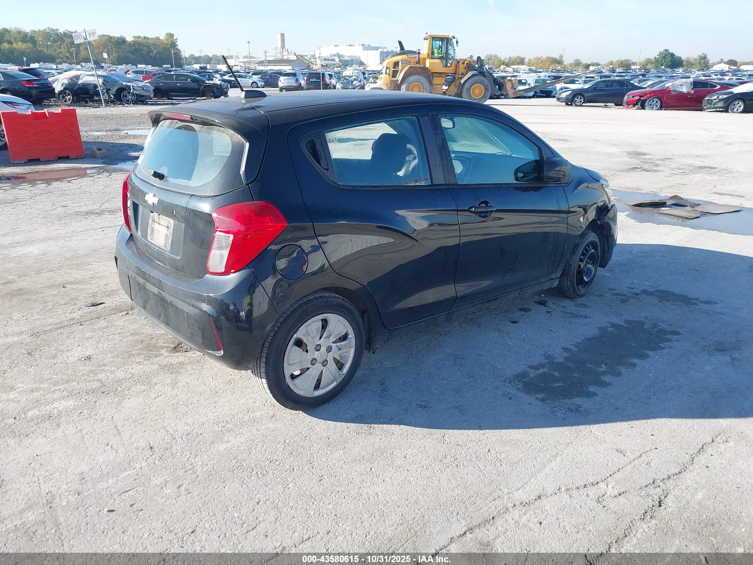 CHEVROLET SPARK image 4