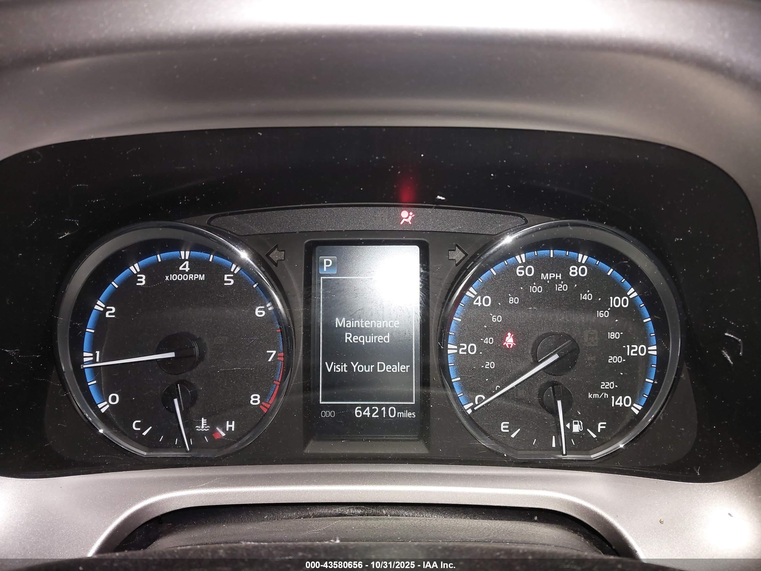 TOYOTA RAV4 image 7