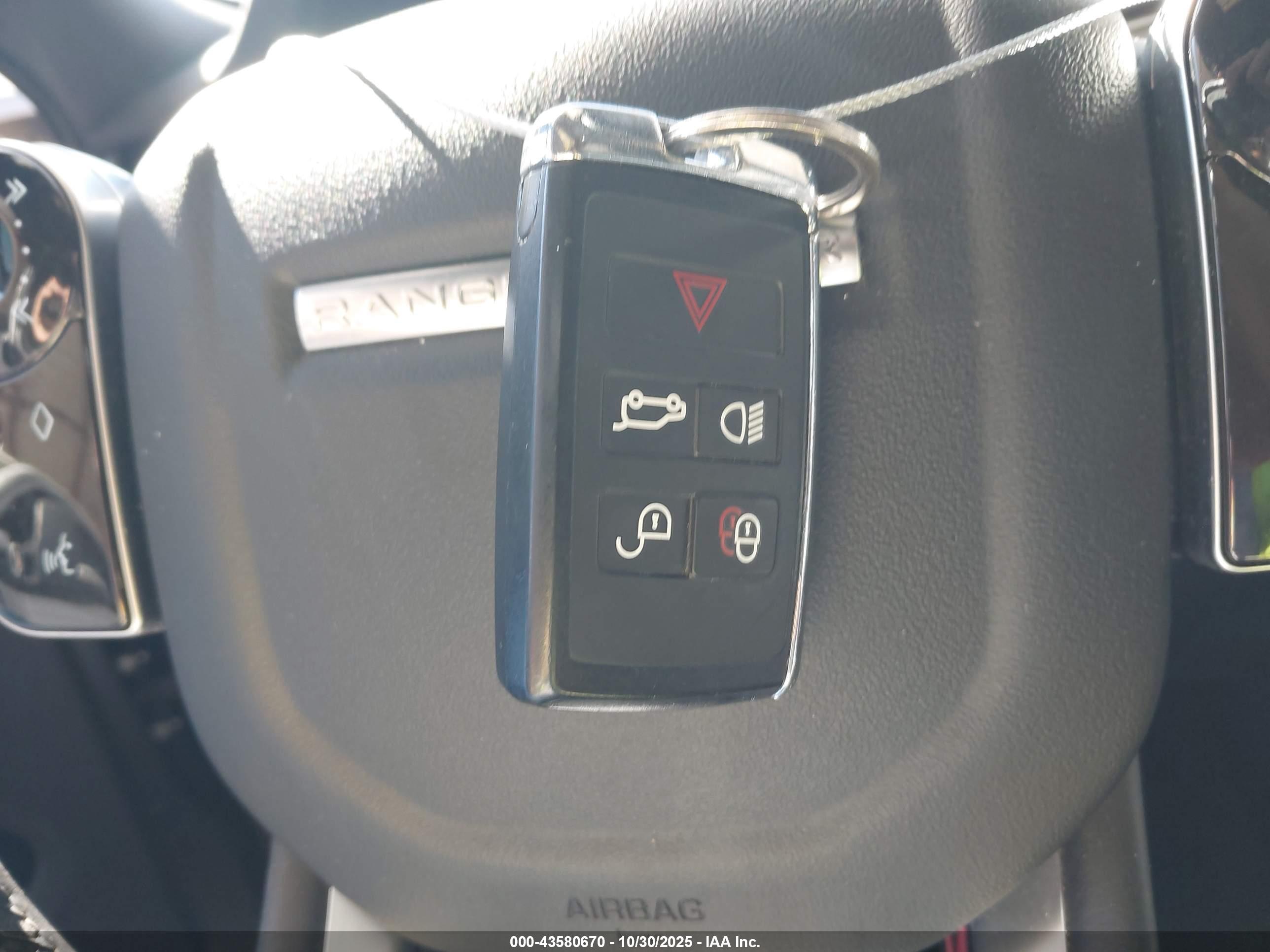 LAND ROVER image 11