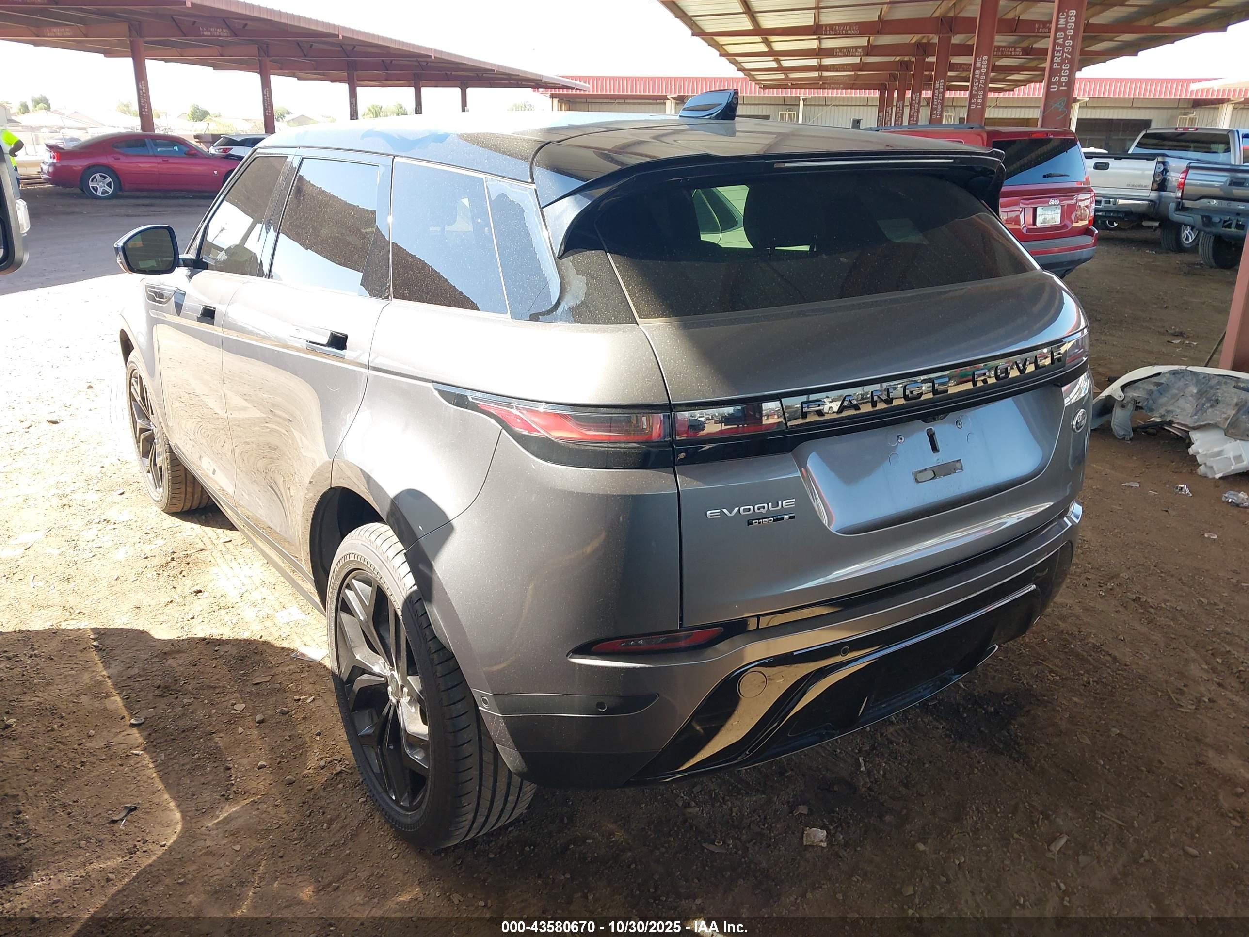 LAND ROVER image 3