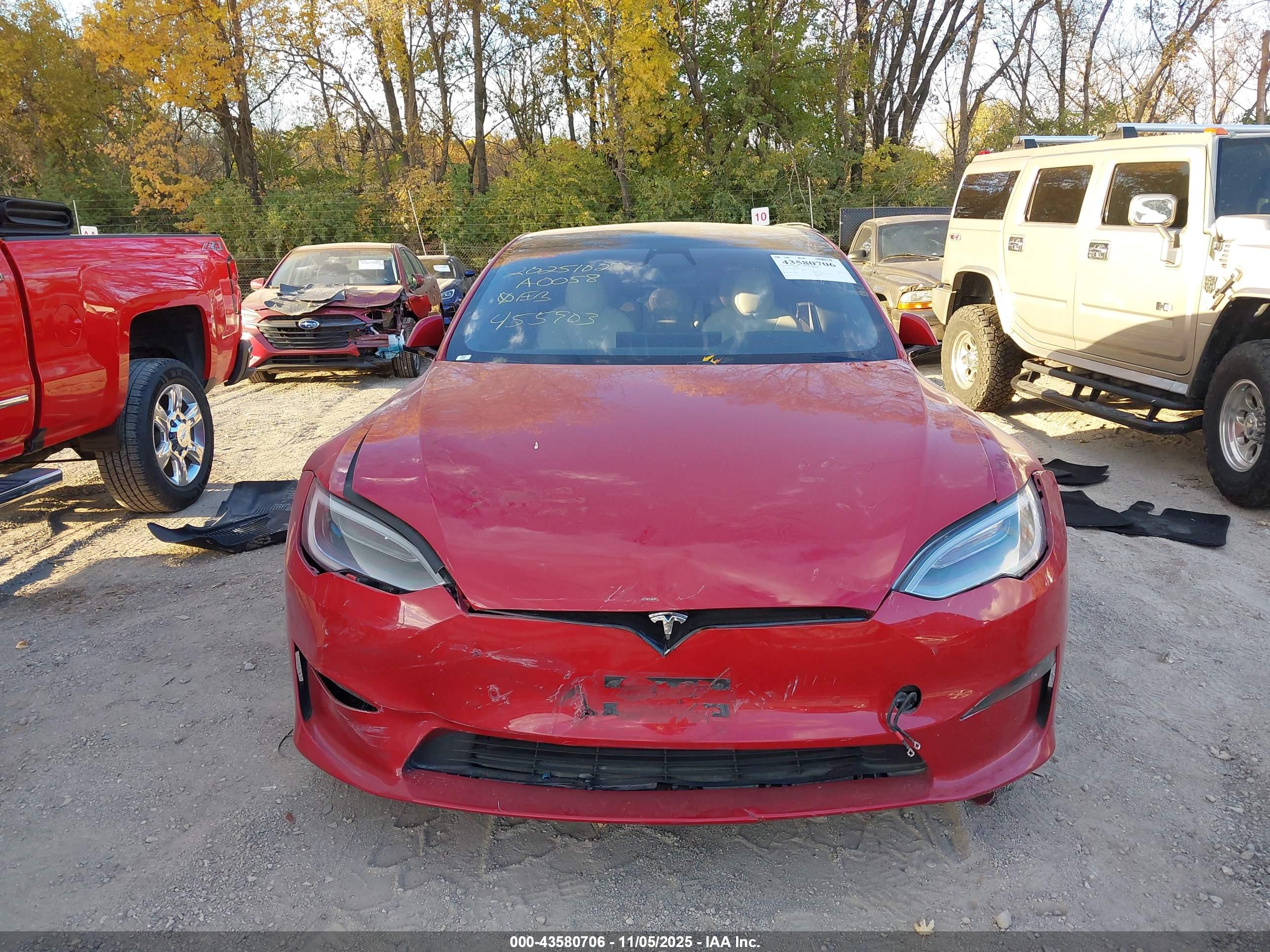 TESLA MODEL image 6