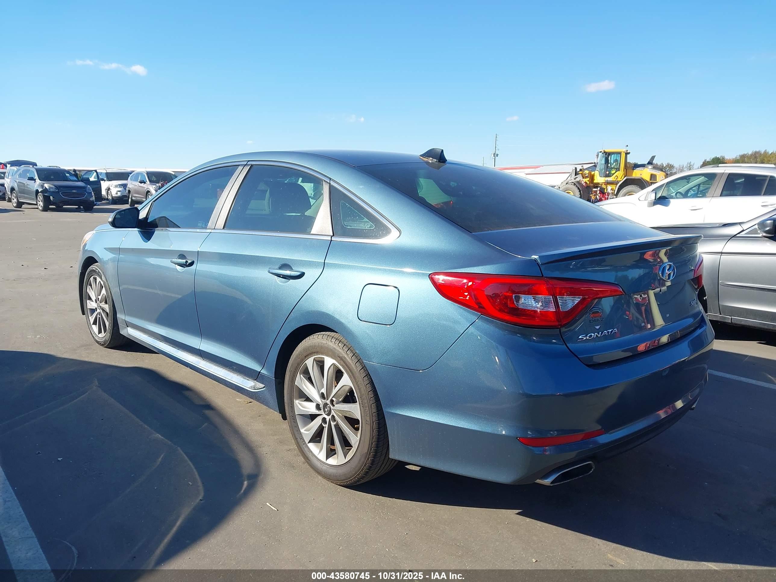 HYUNDAI SONATA image 3