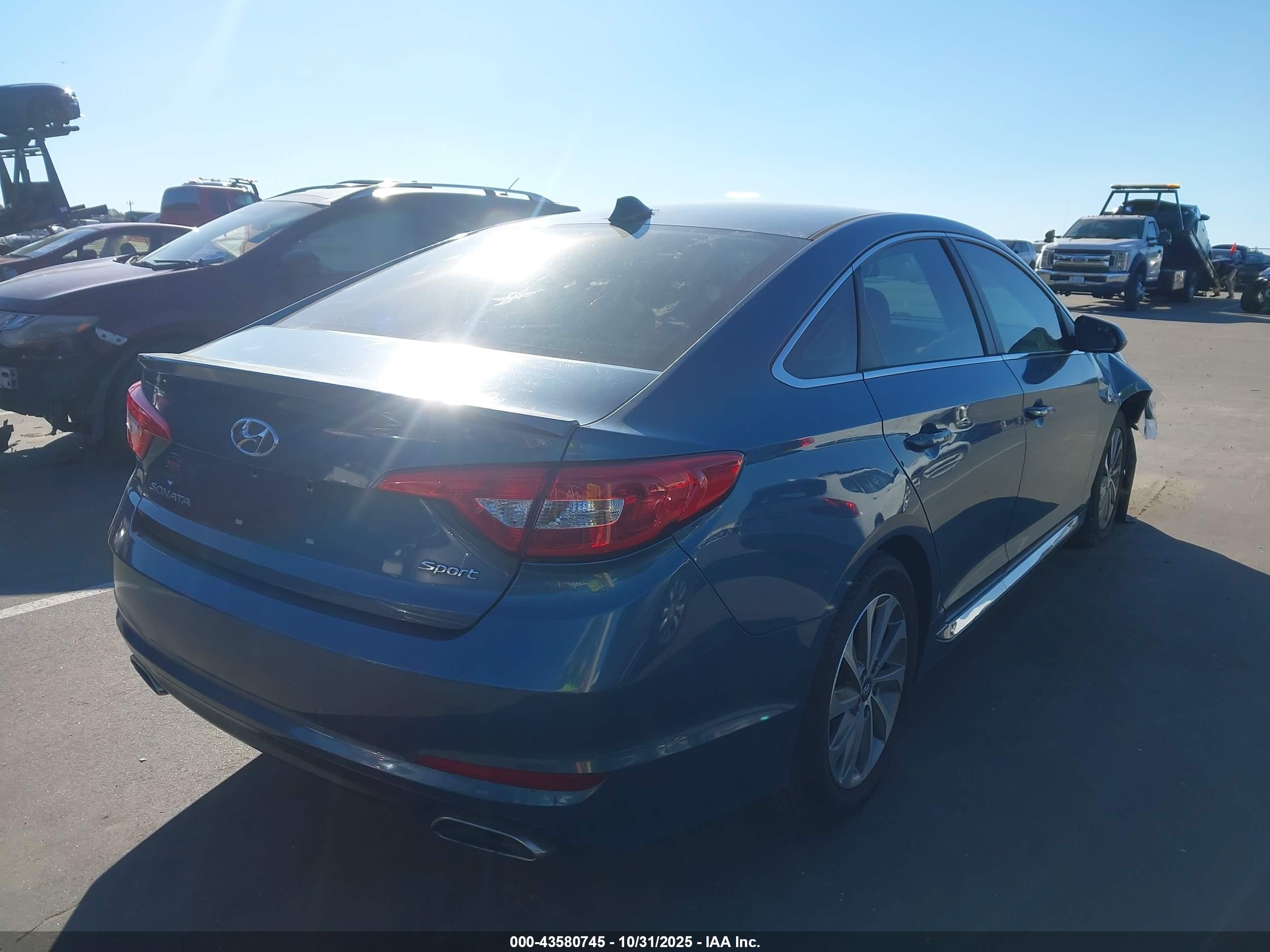 HYUNDAI SONATA image 4