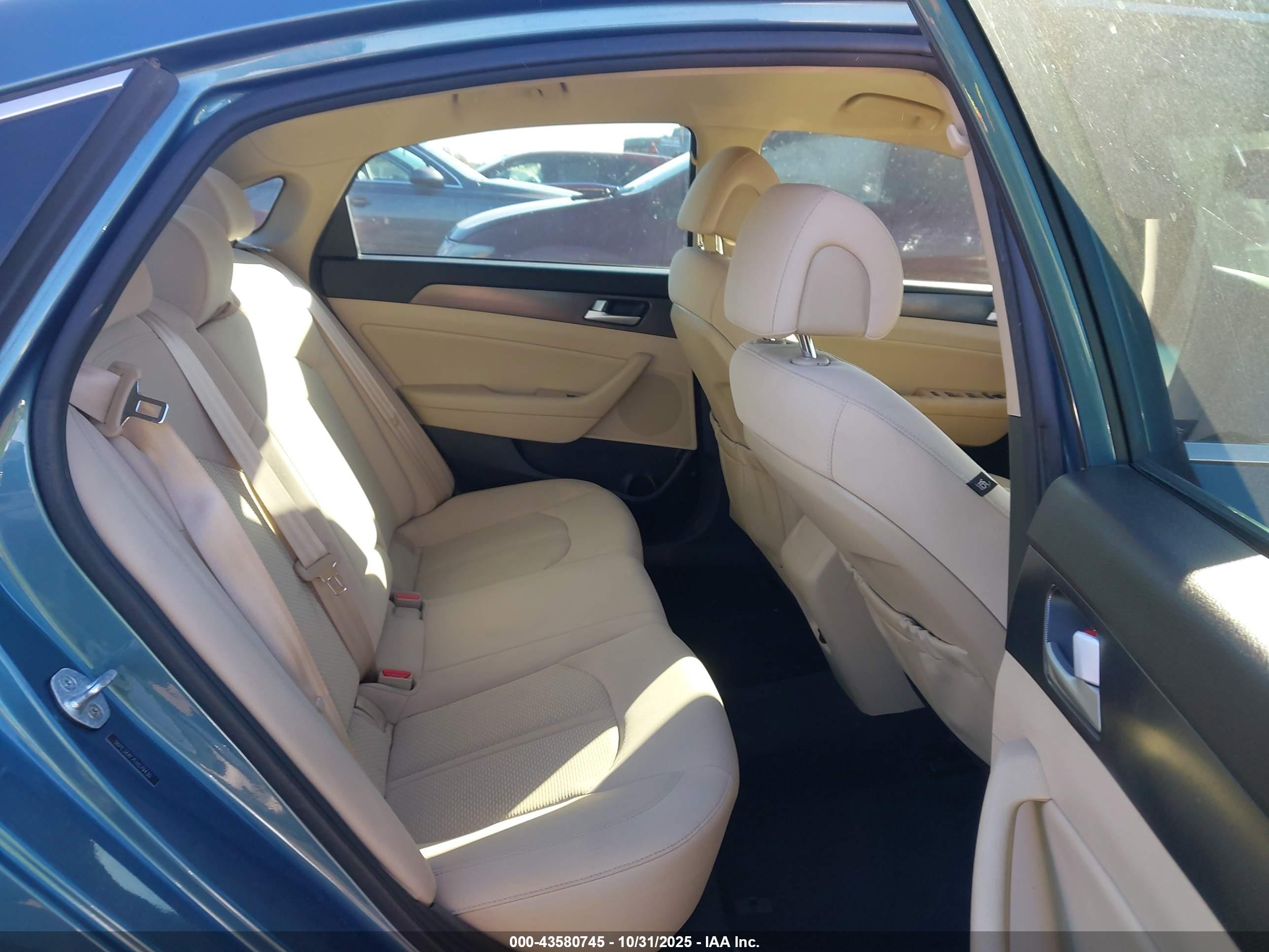 HYUNDAI SONATA image 8