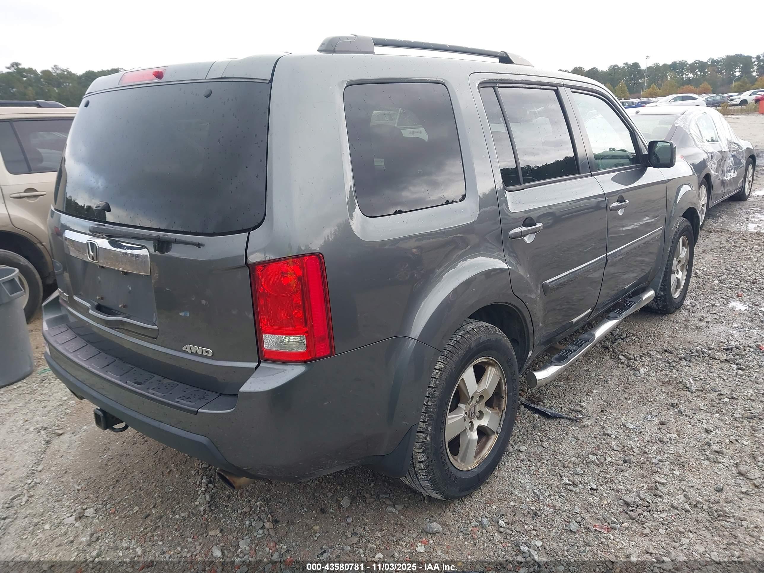 HONDA PILOT image 4