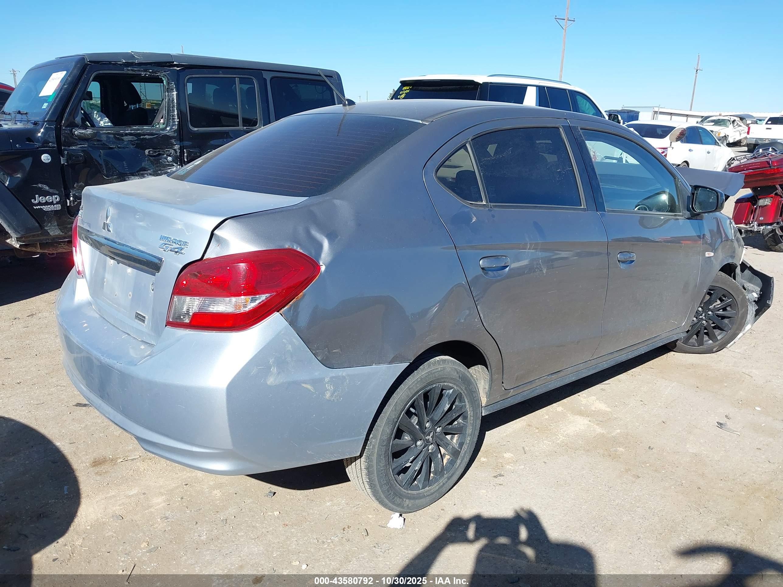 MITSUBISHI MIRAGE image 4