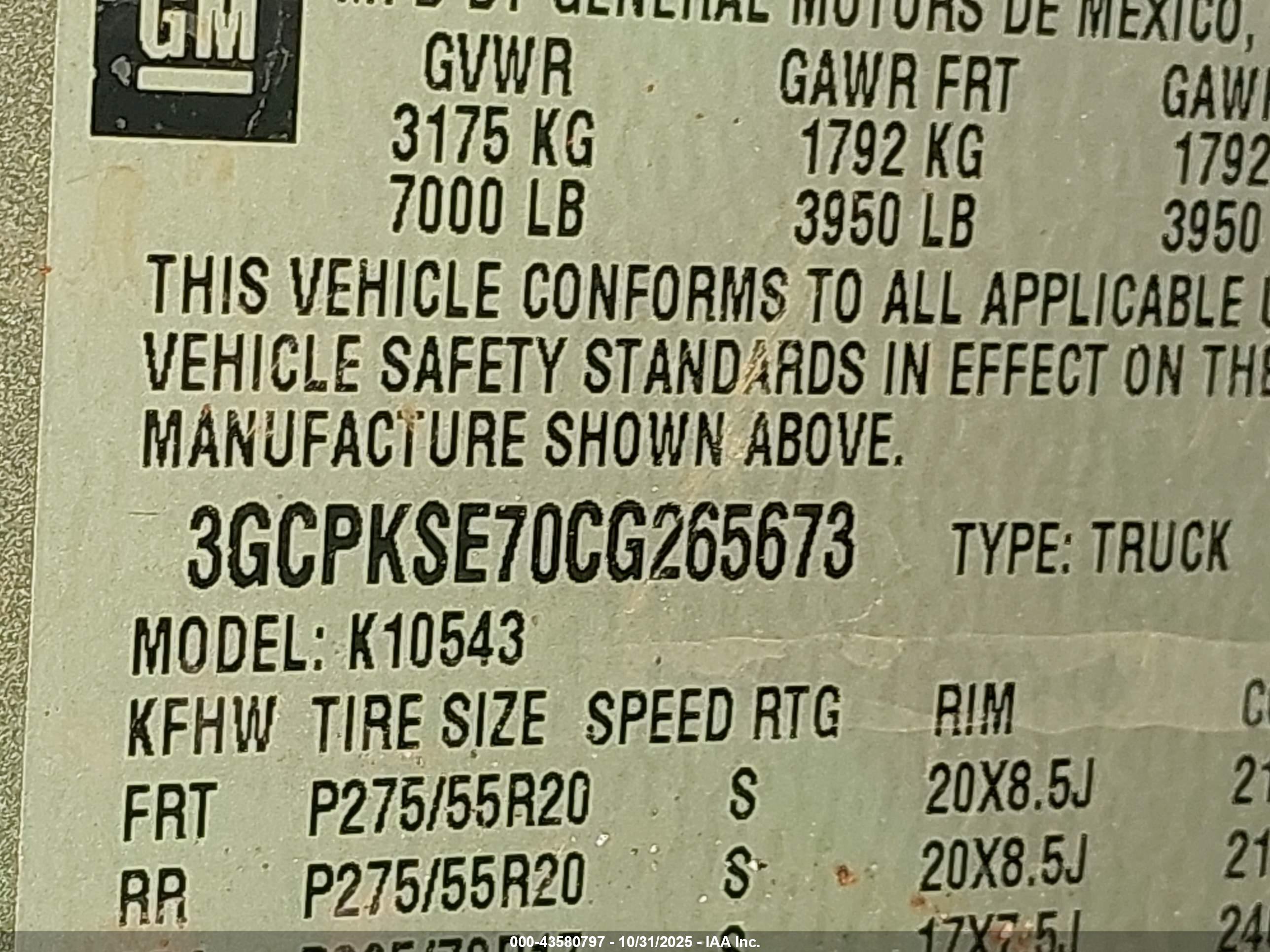CHEVROLET SILVERADO image 9