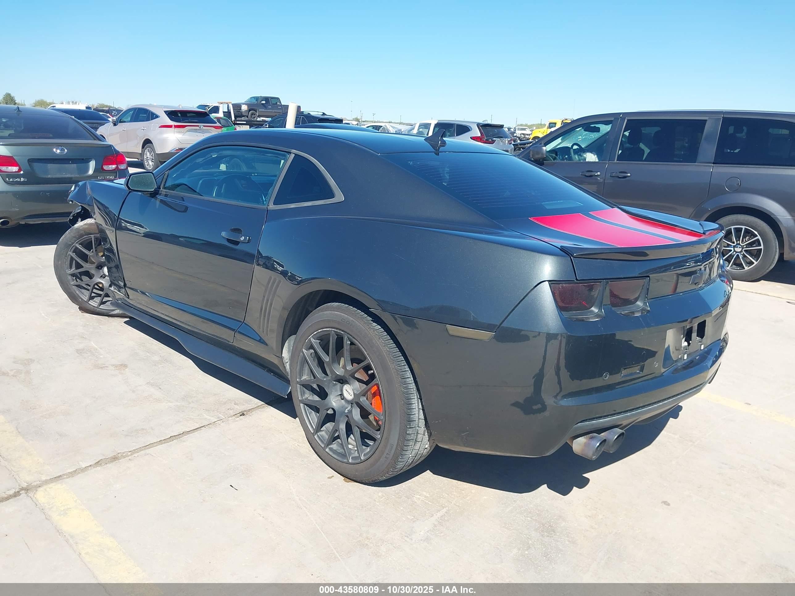 CHEVROLET CAMARO image 3