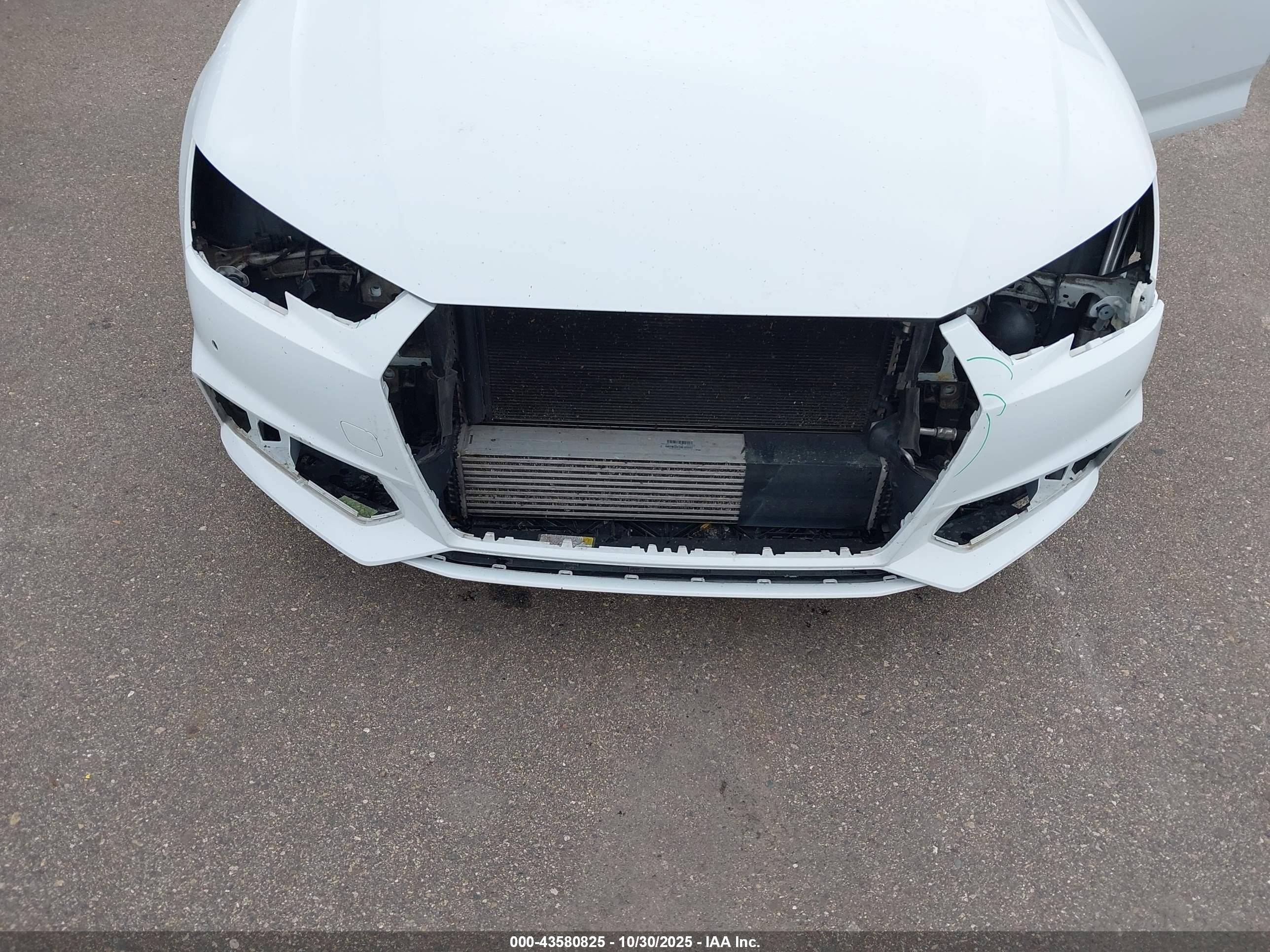 AUDI A4 image 6