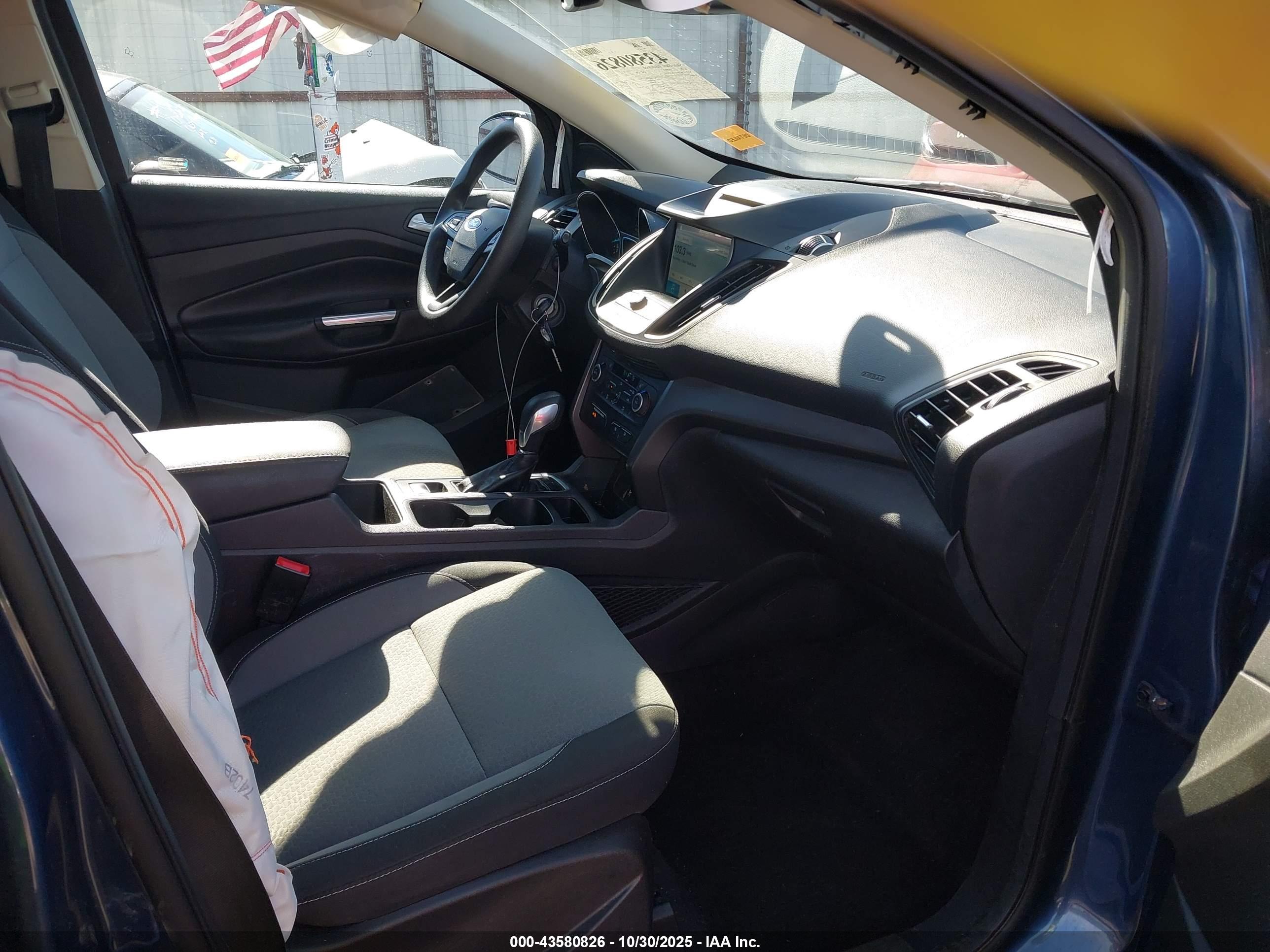 FORD ESCAPE image 5