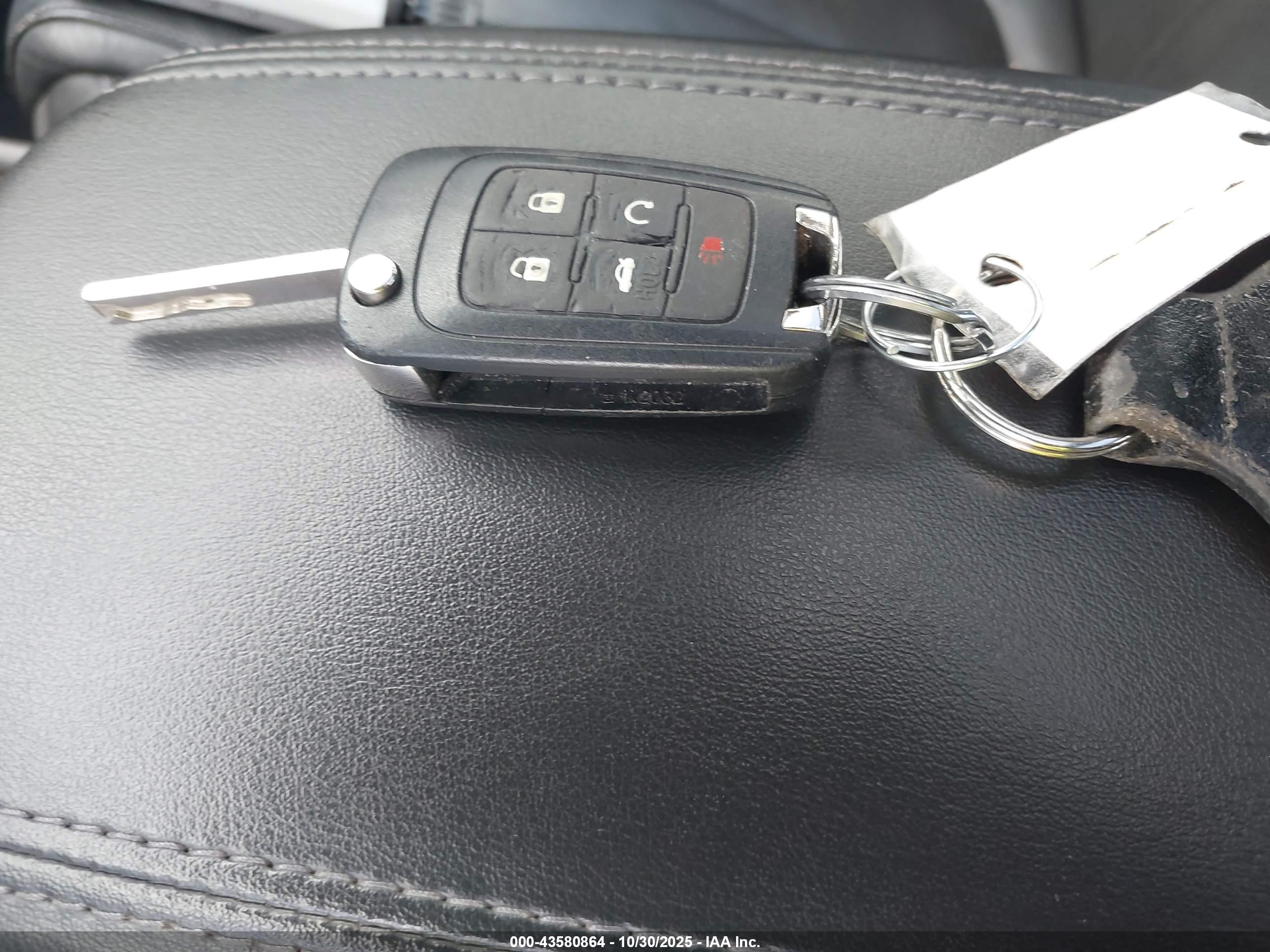 BUICK LACROSSE image 11
