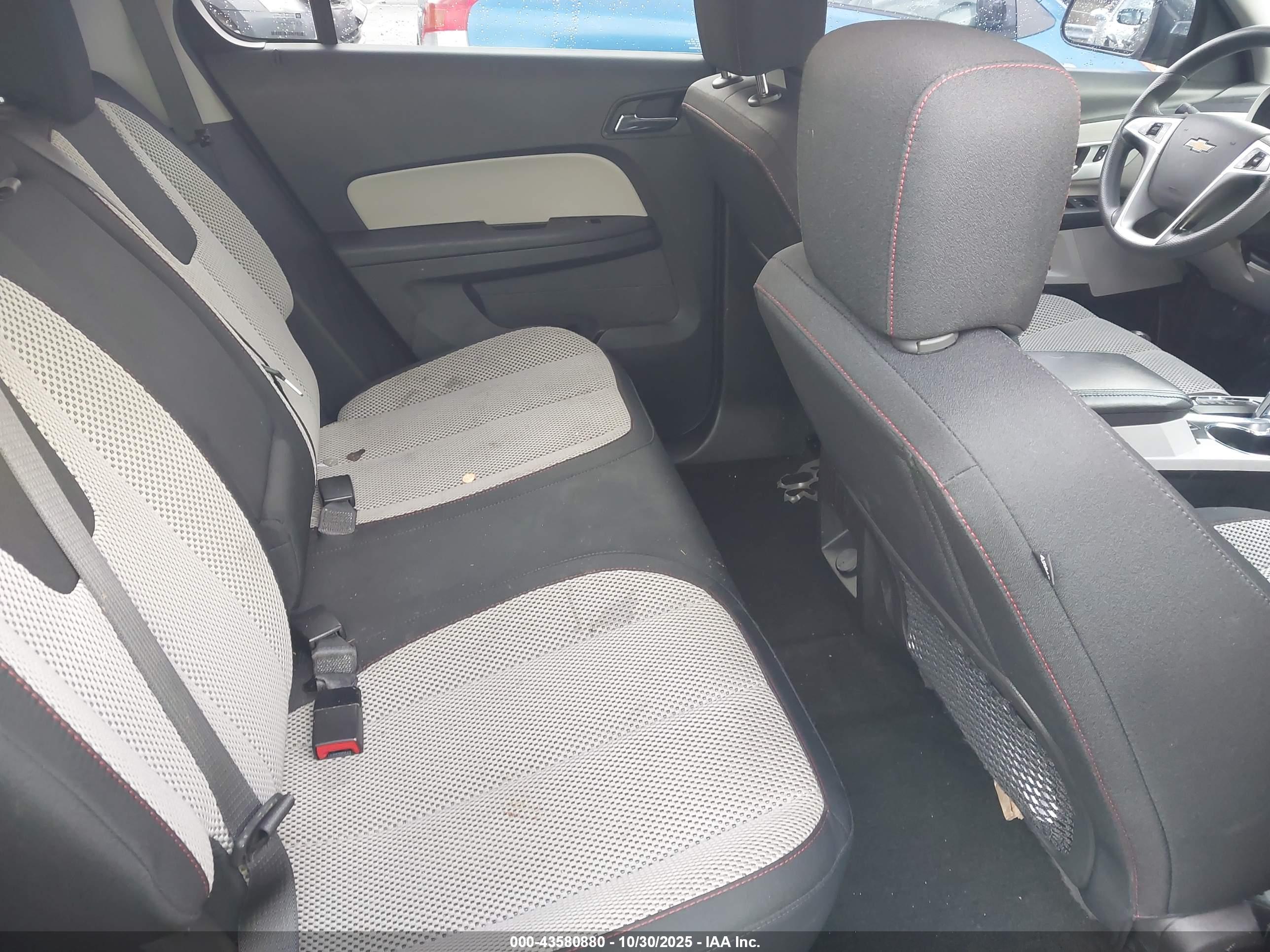 CHEVROLET EQUINOX image 8