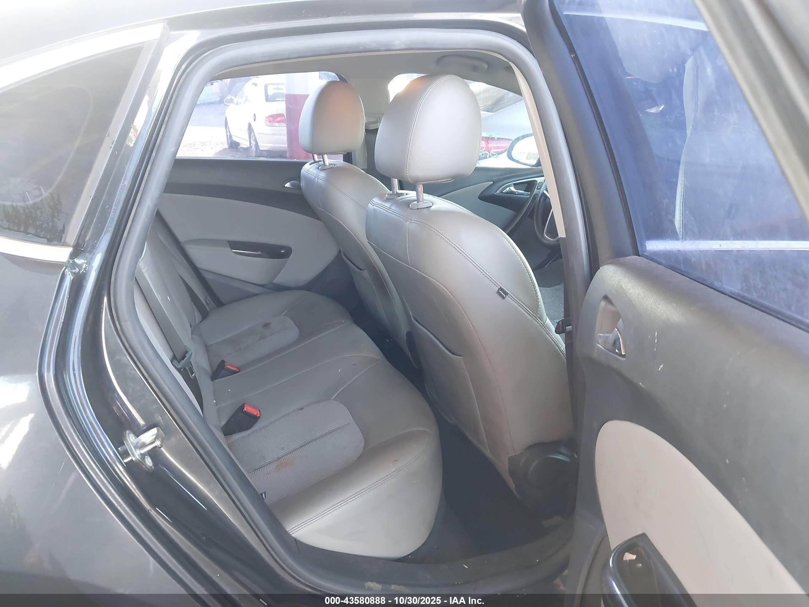 BUICK VERANO image 8