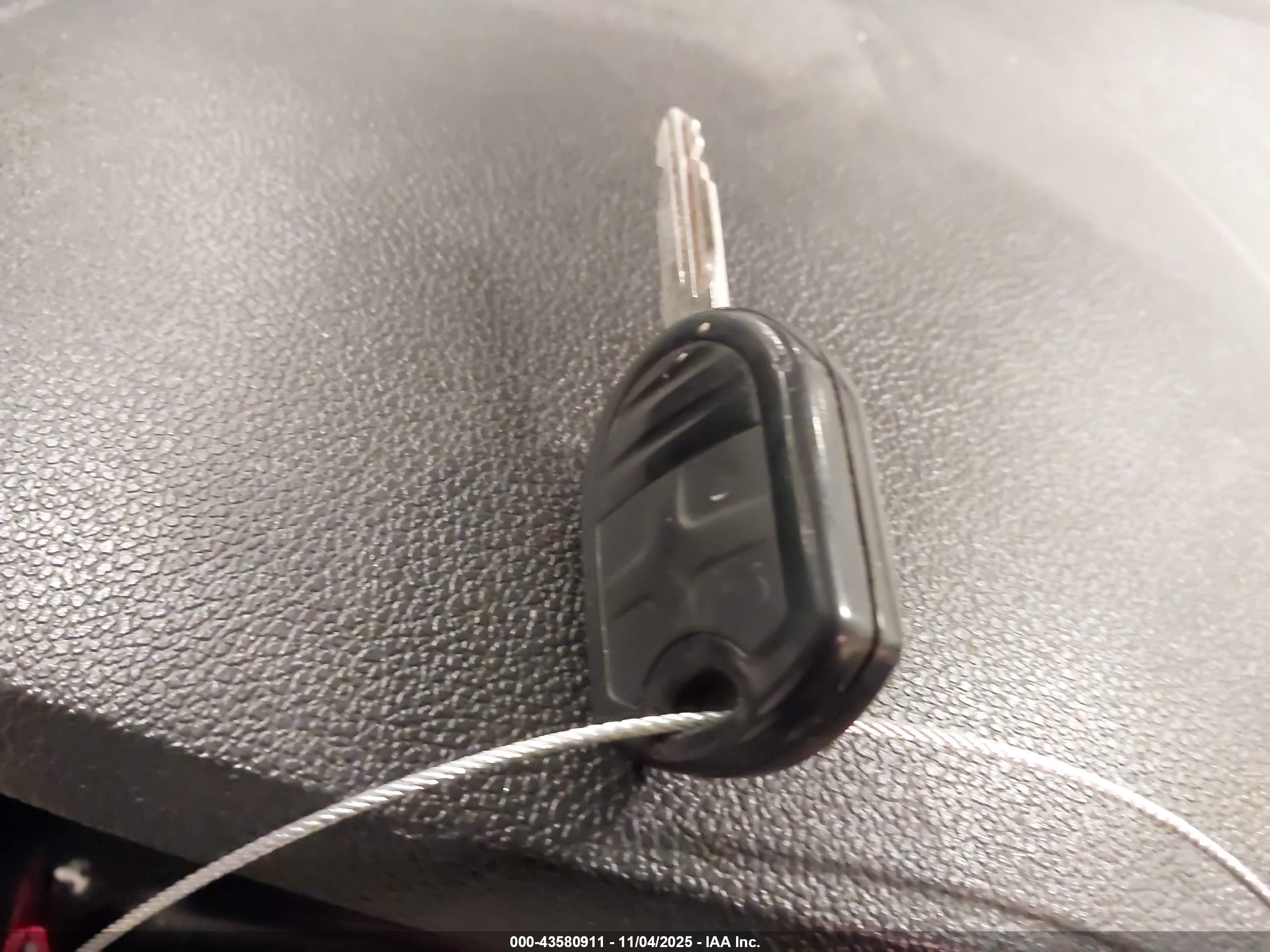 FORD EXPLORER image 11