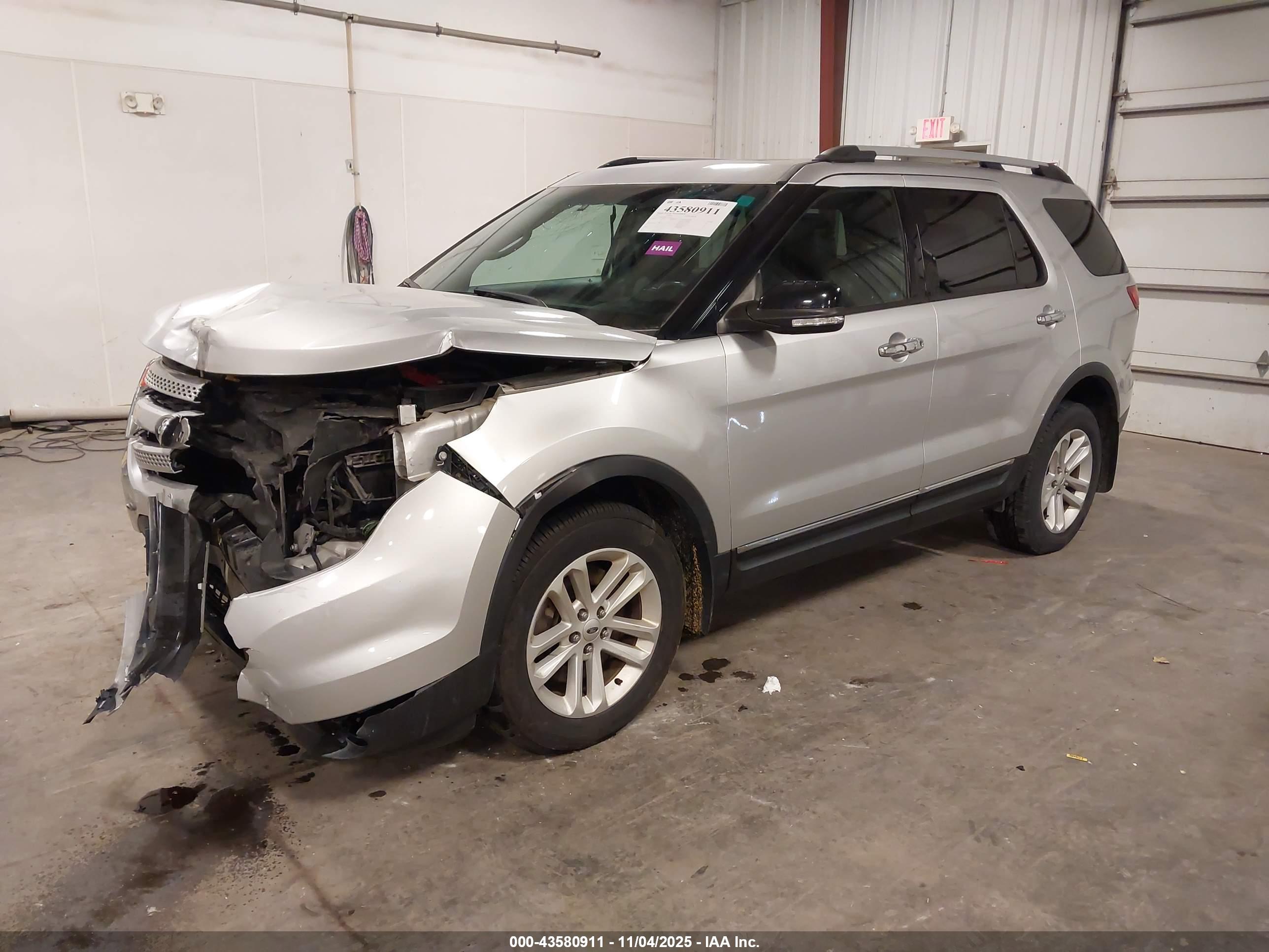 FORD EXPLORER image 2