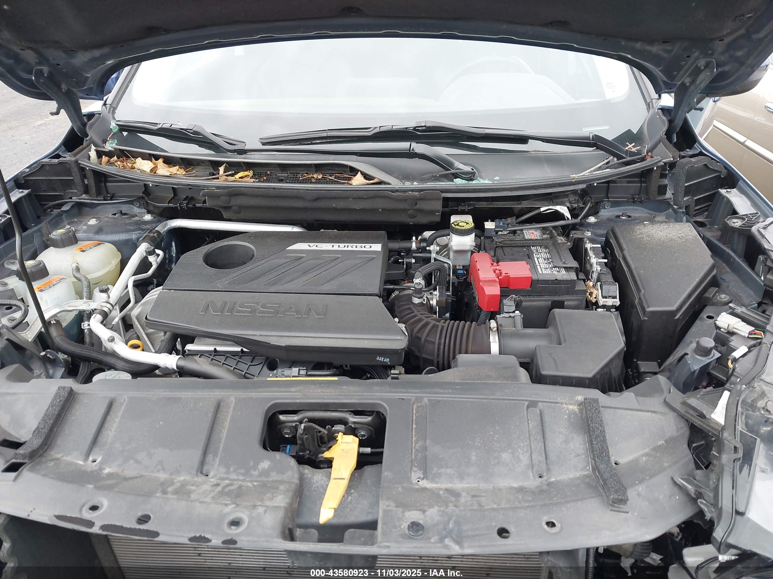 NISSAN ROGUE image 10