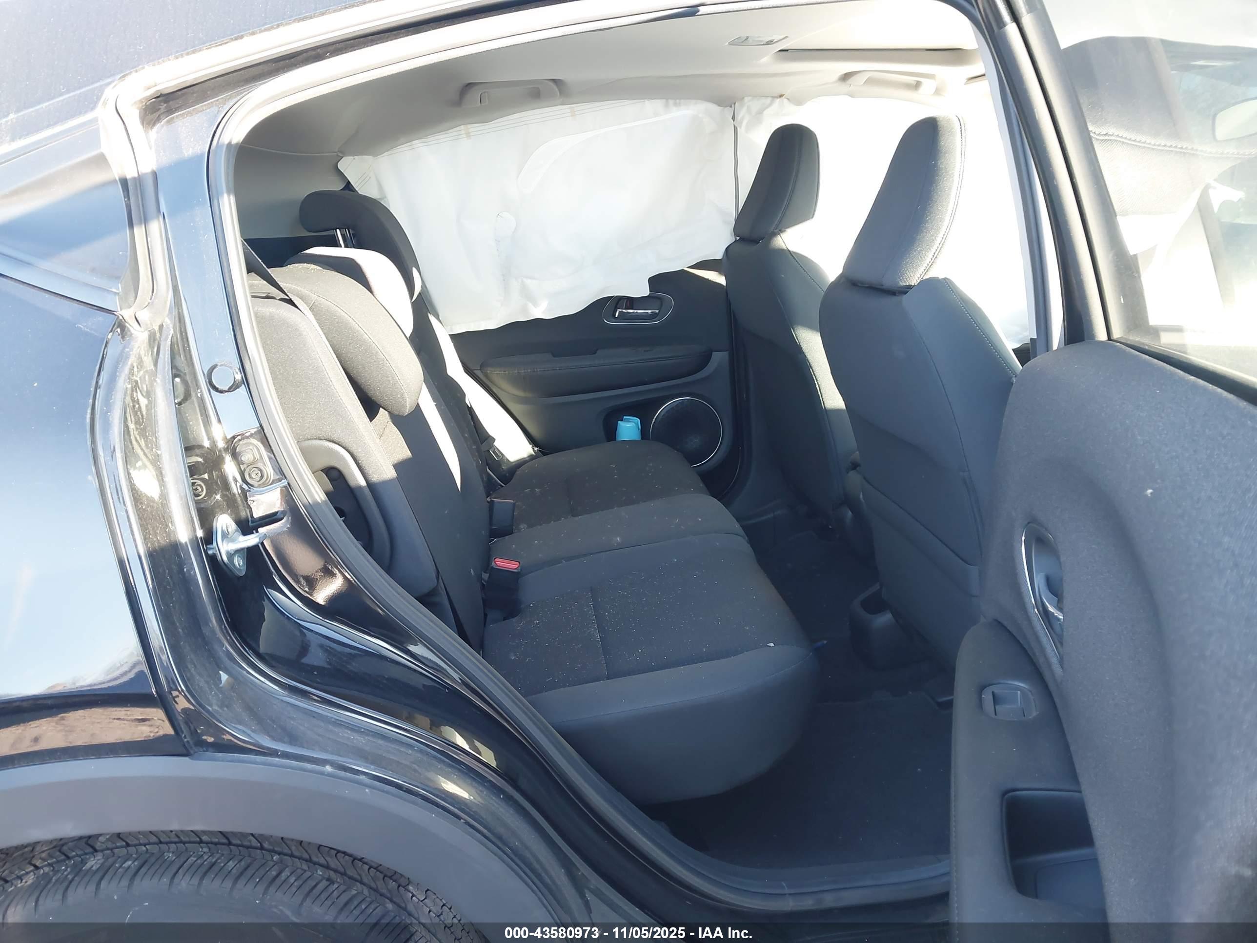 HONDA HR-V image 8