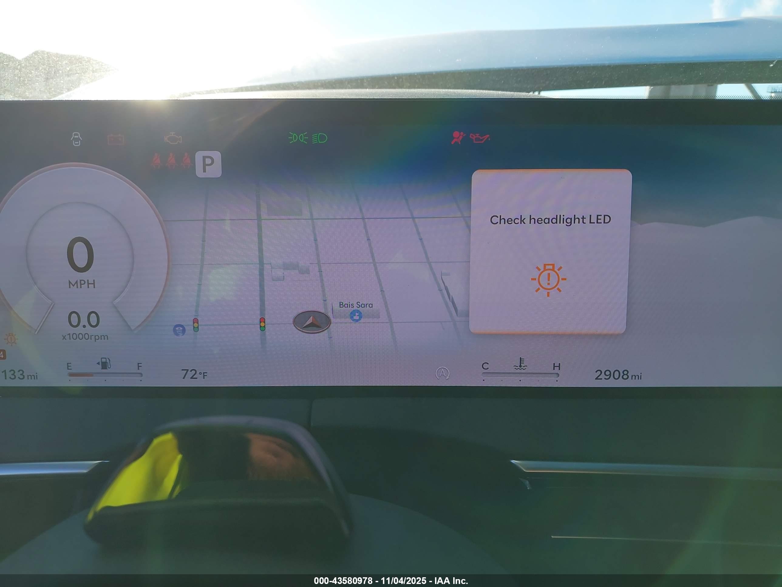 GENESIS GV70 image 7