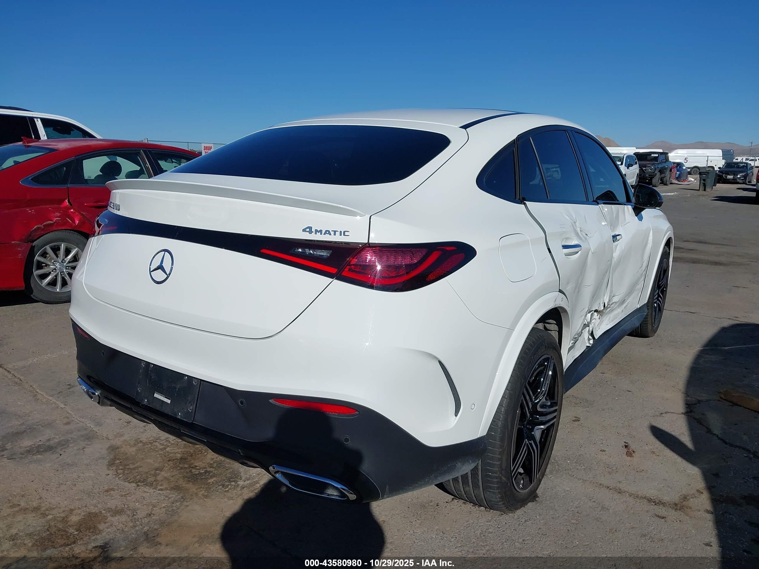 MERCEDES-BENZ GLC image 4