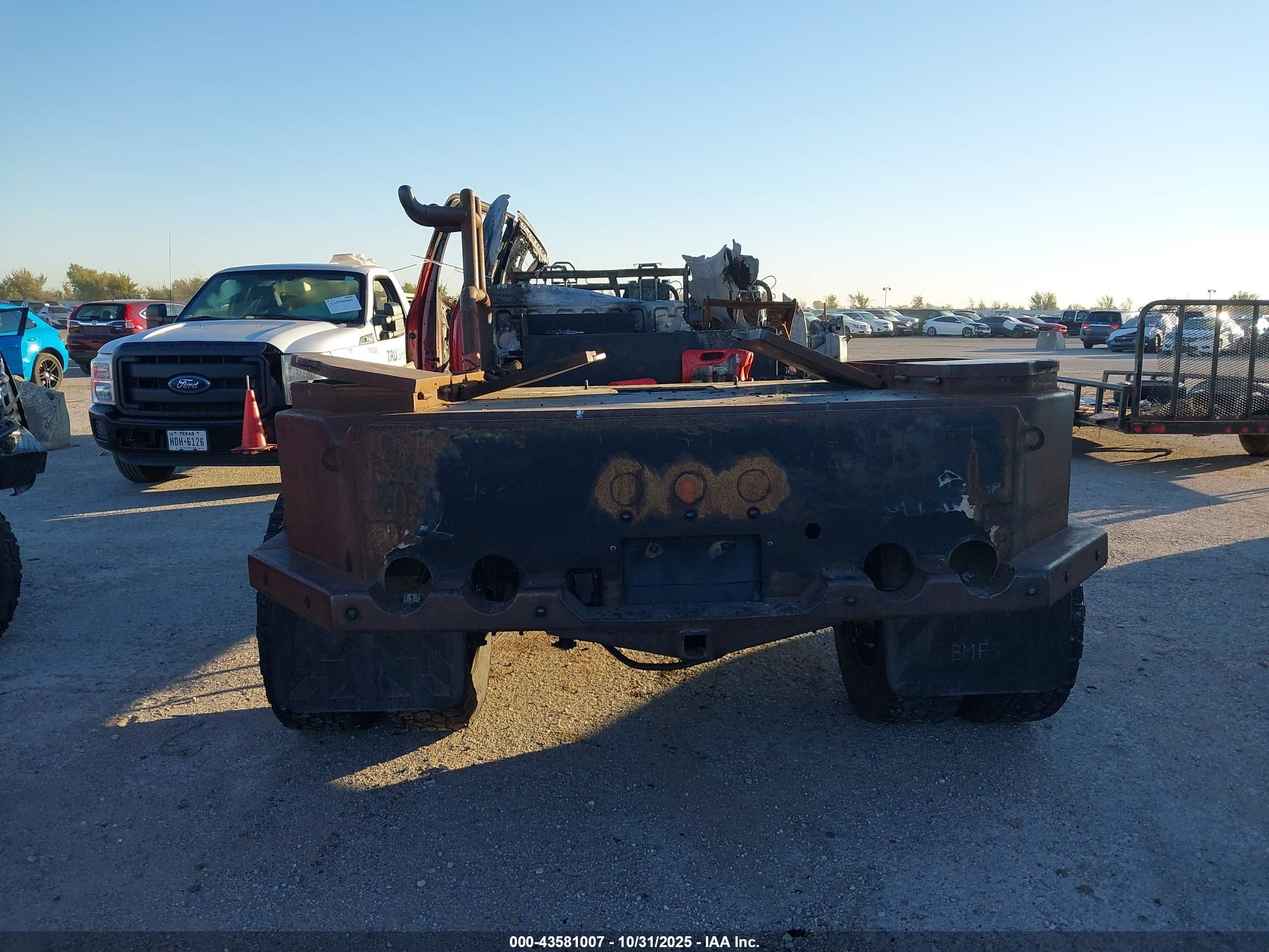 FORD F-350 image 8