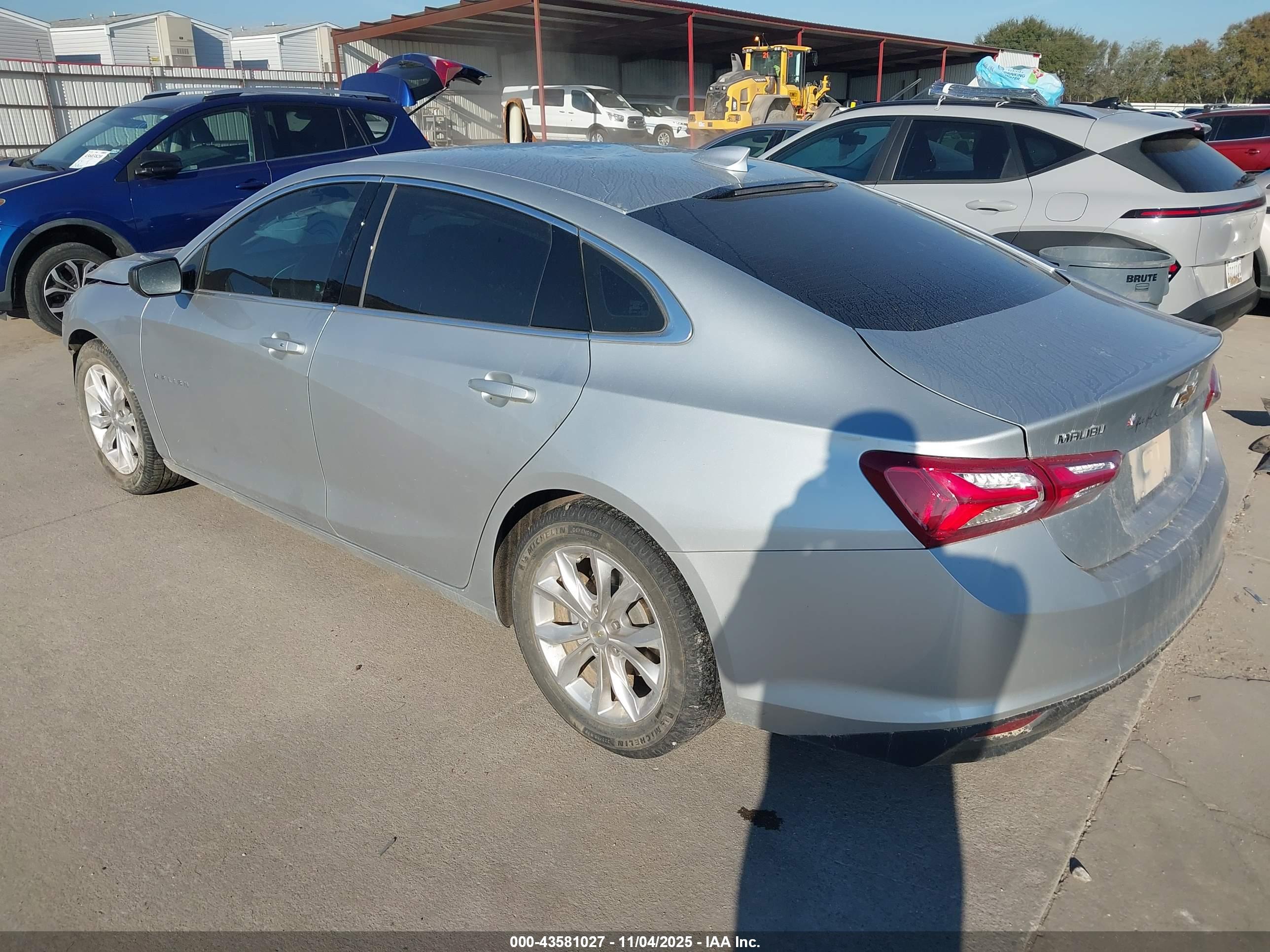 CHEVROLET MALIBU image 3