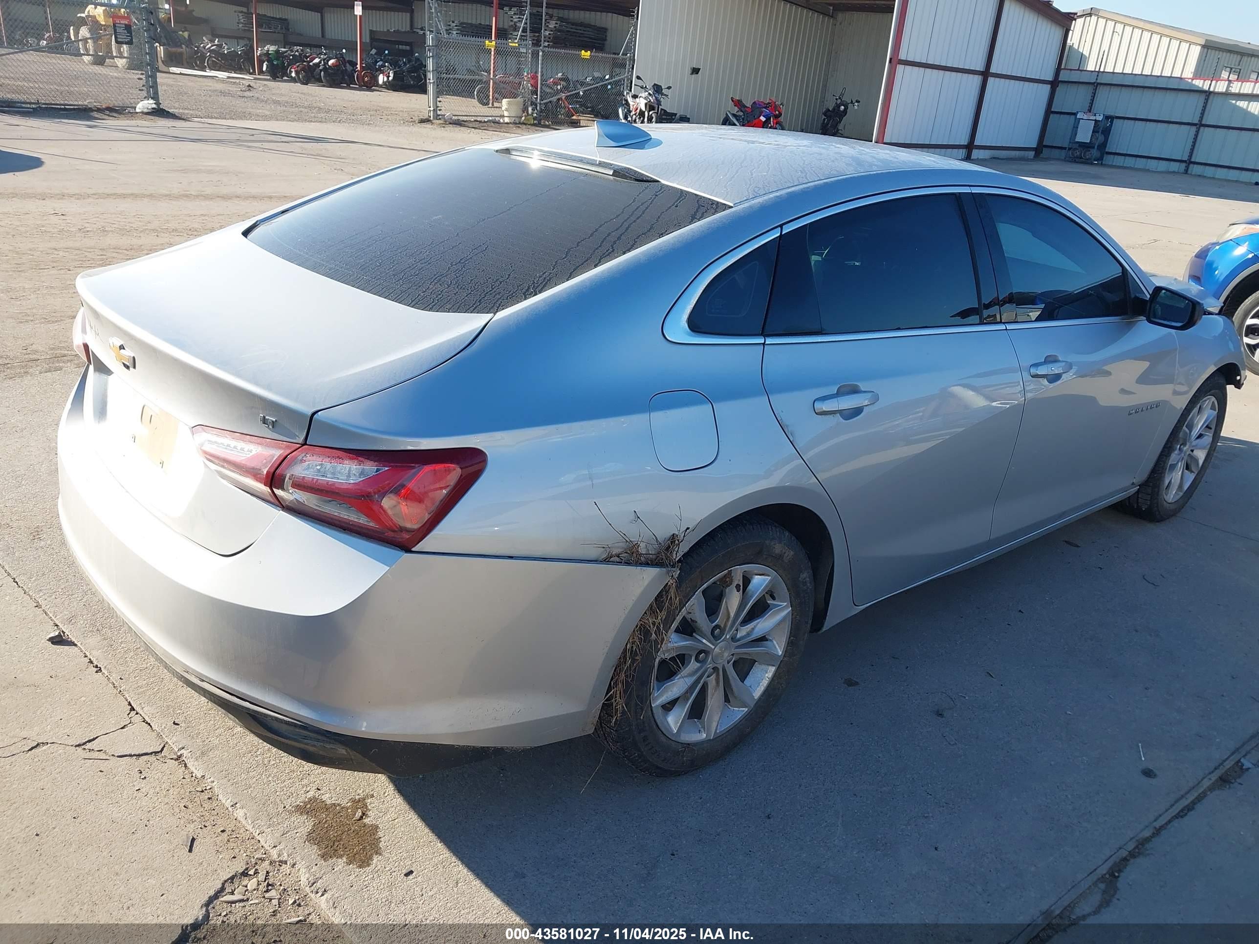 CHEVROLET MALIBU image 4