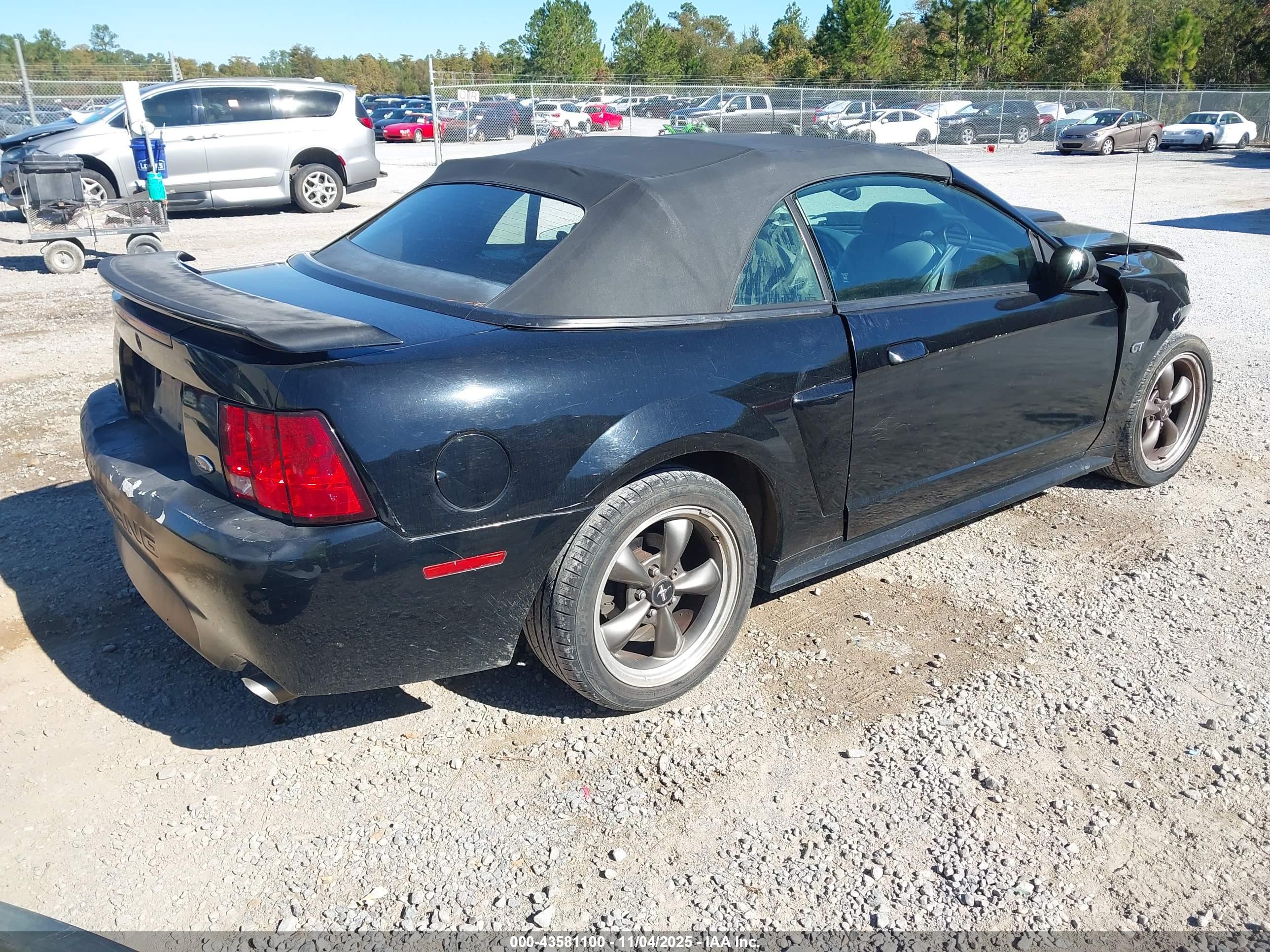 FORD MUSTANG image 4