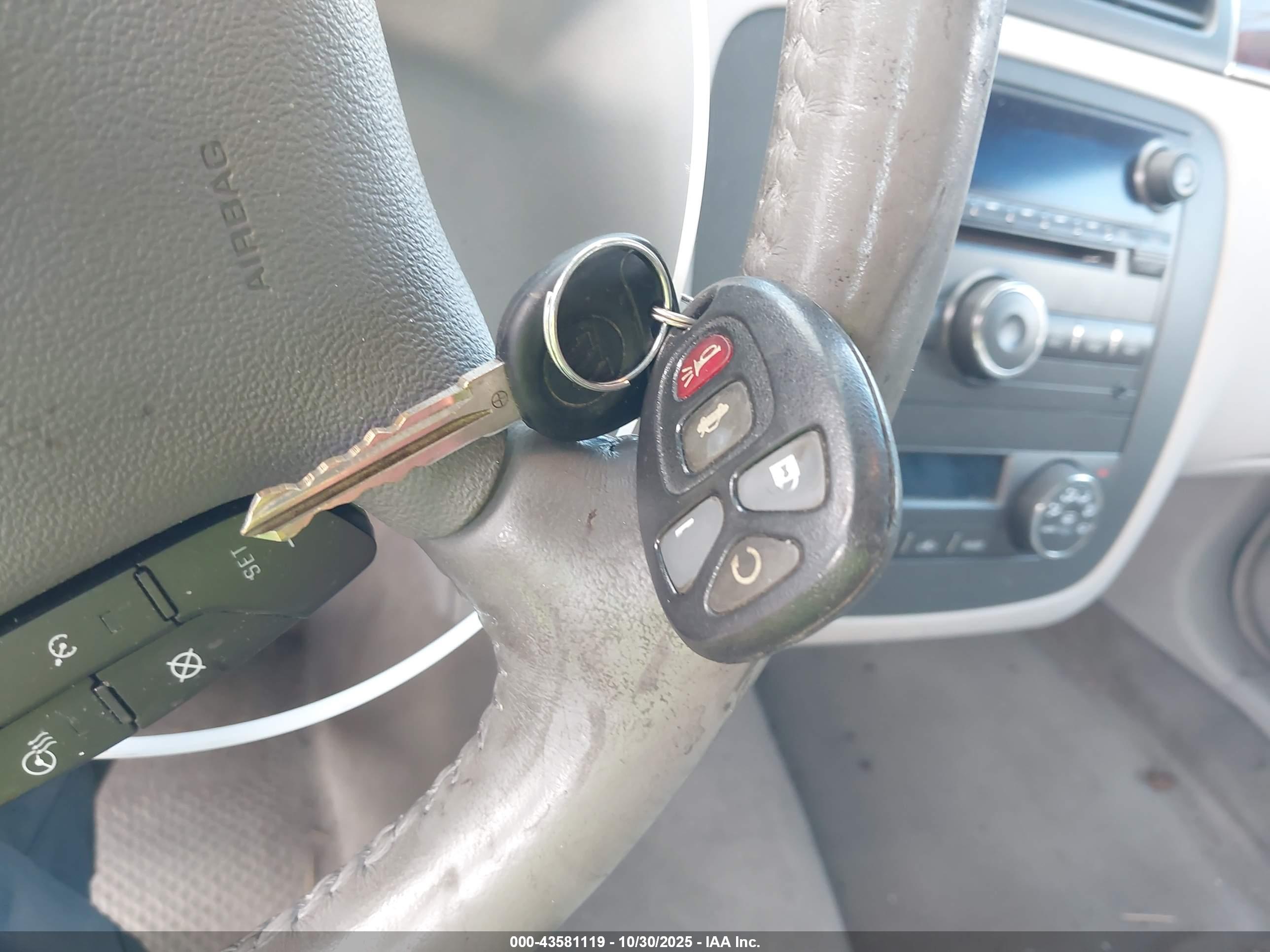 BUICK LUCERNE image 11