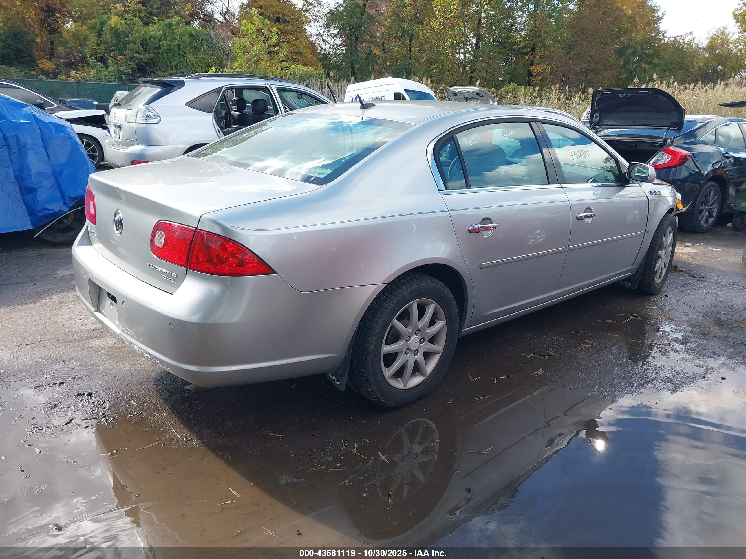 BUICK LUCERNE image 4
