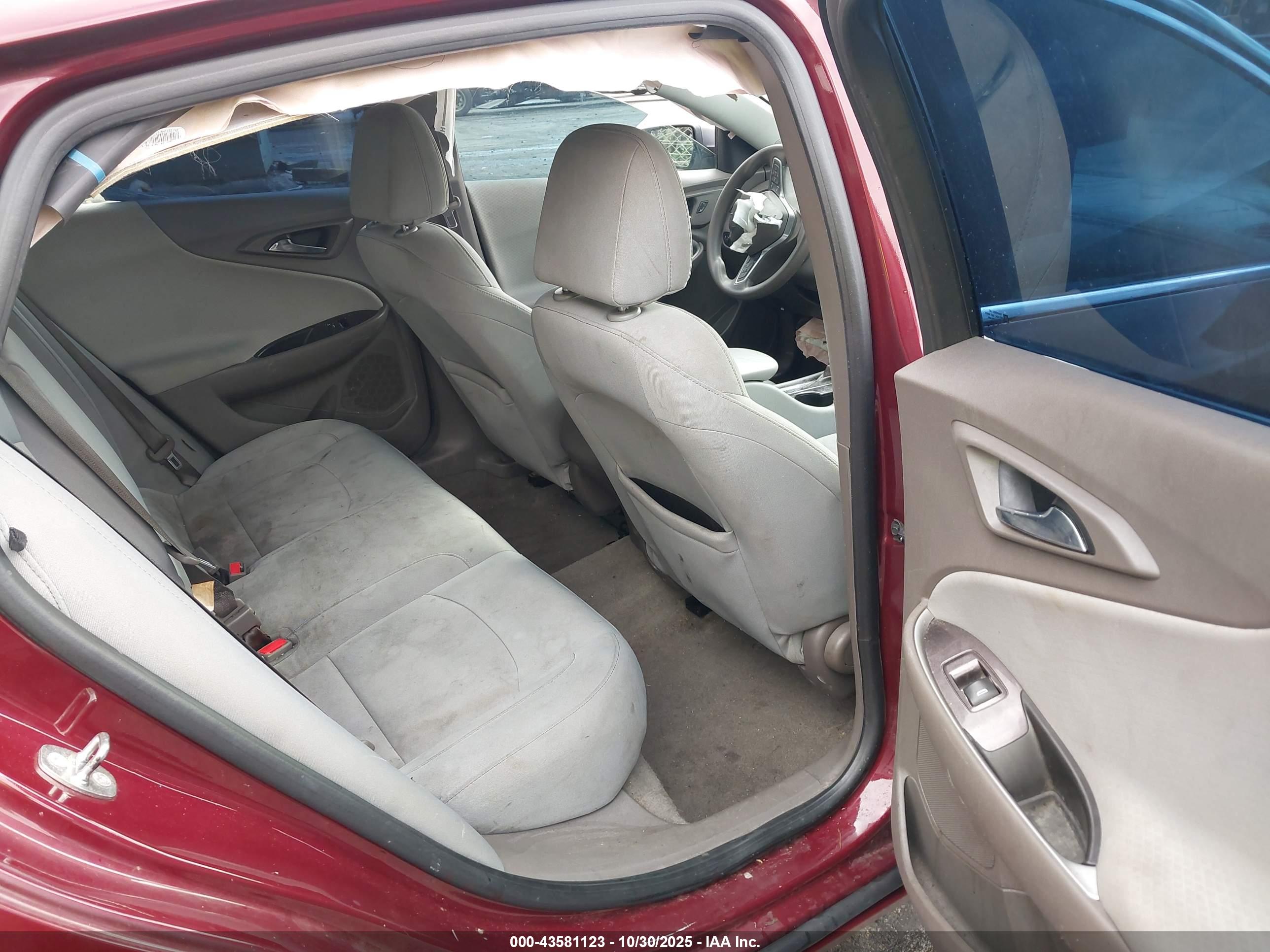 CHEVROLET MALIBU image 8