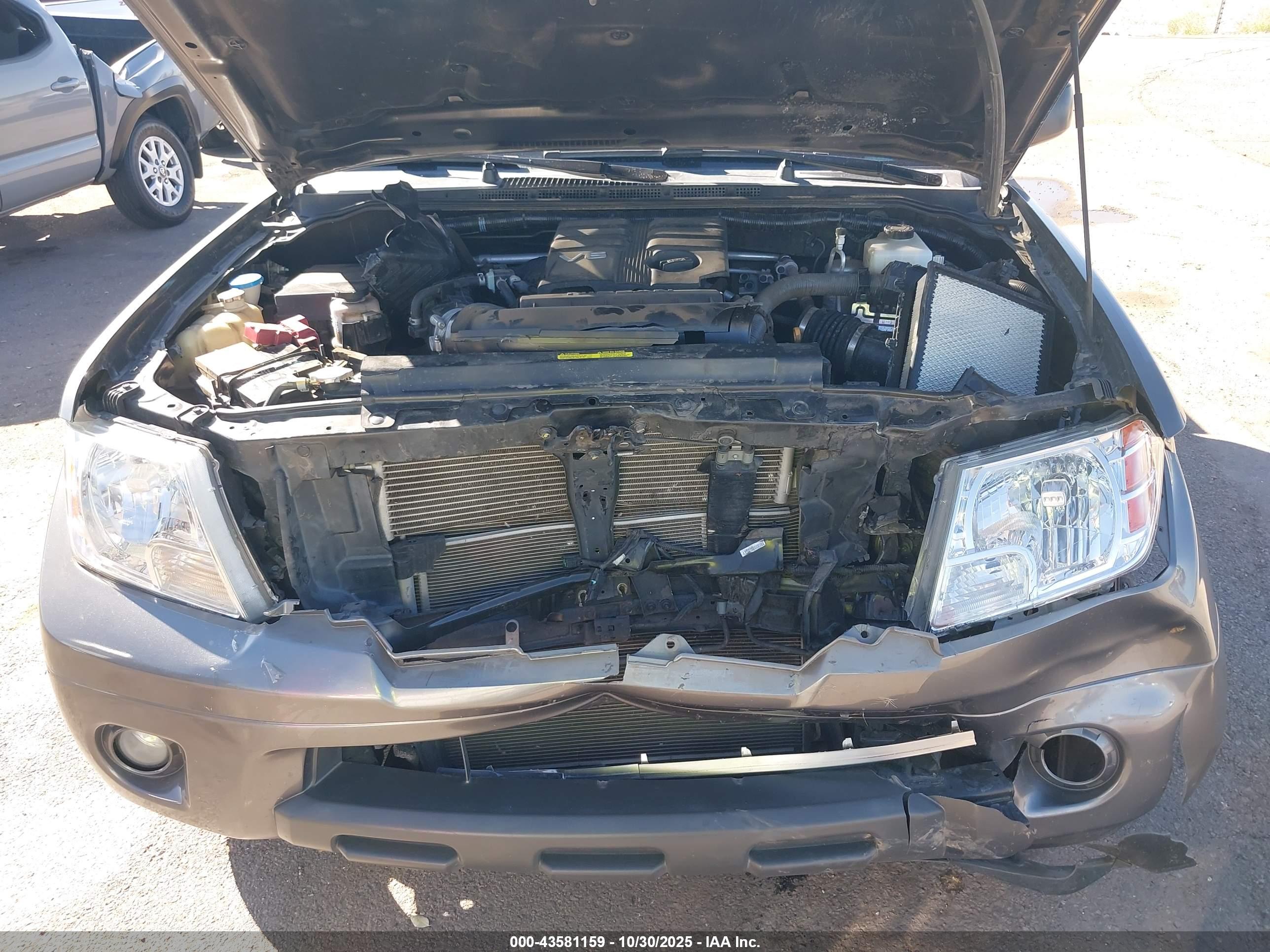 NISSAN FRONTIER image 10