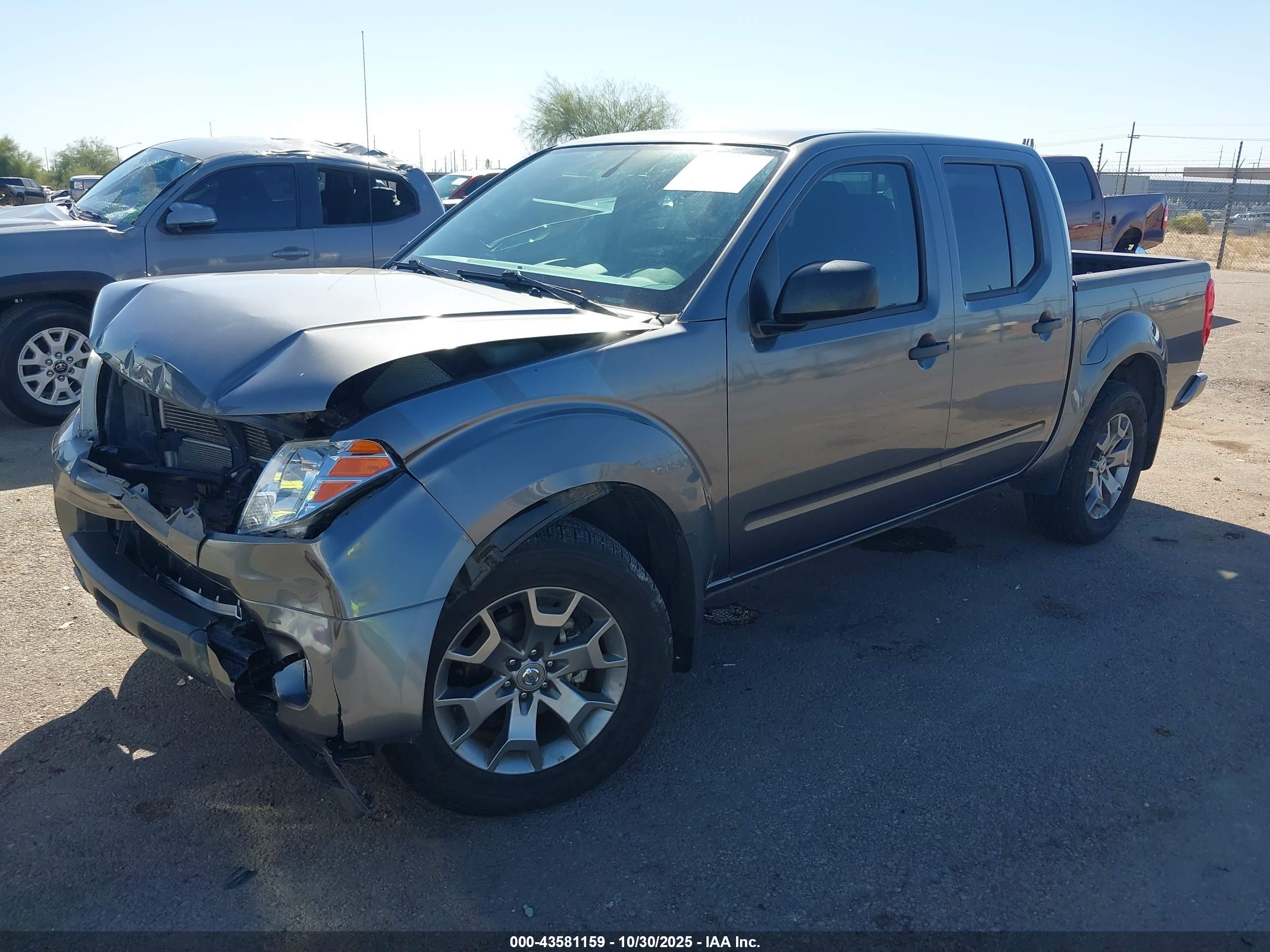 NISSAN FRONTIER image 2