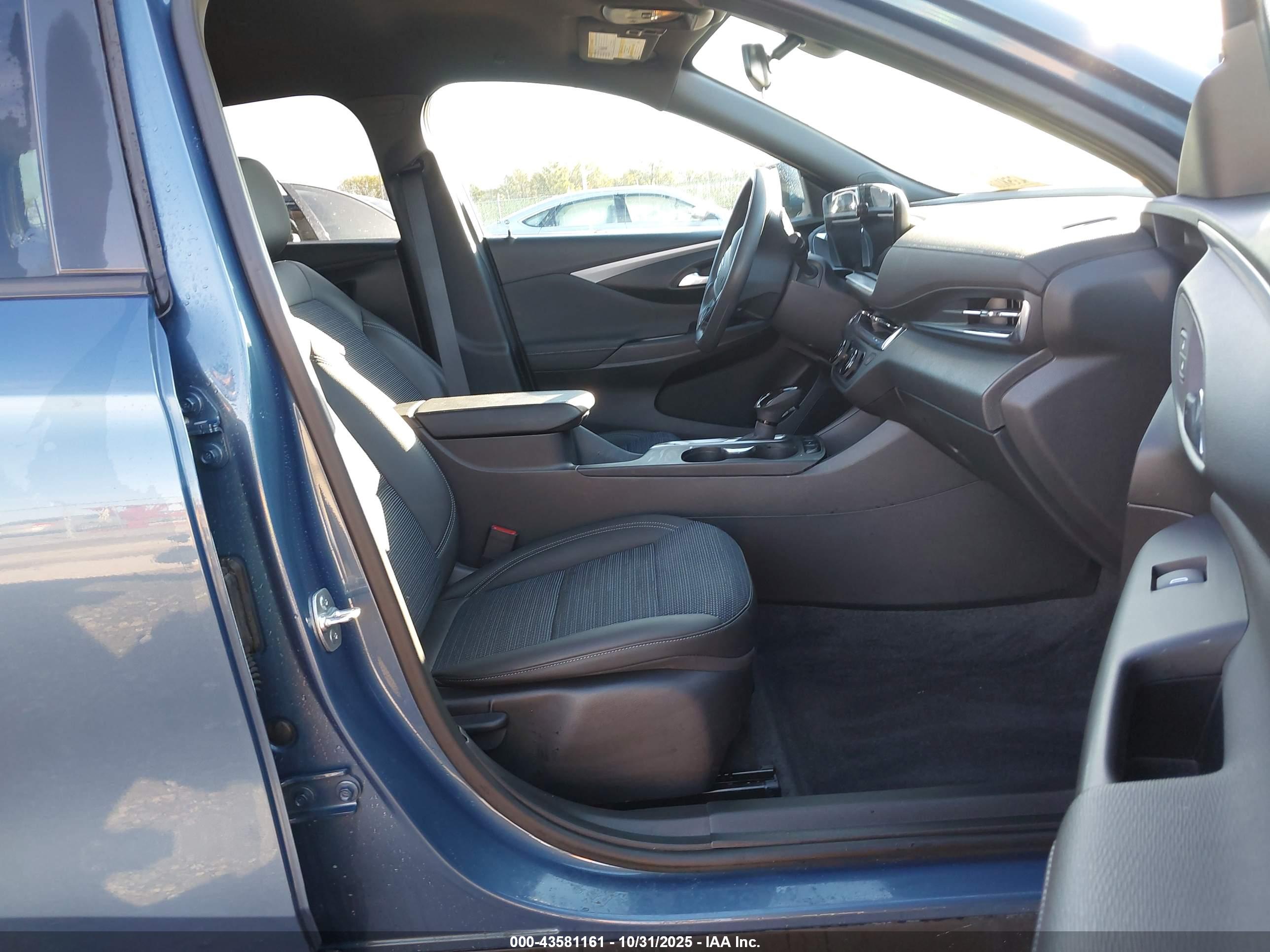 BUICK ENVISTA image 5