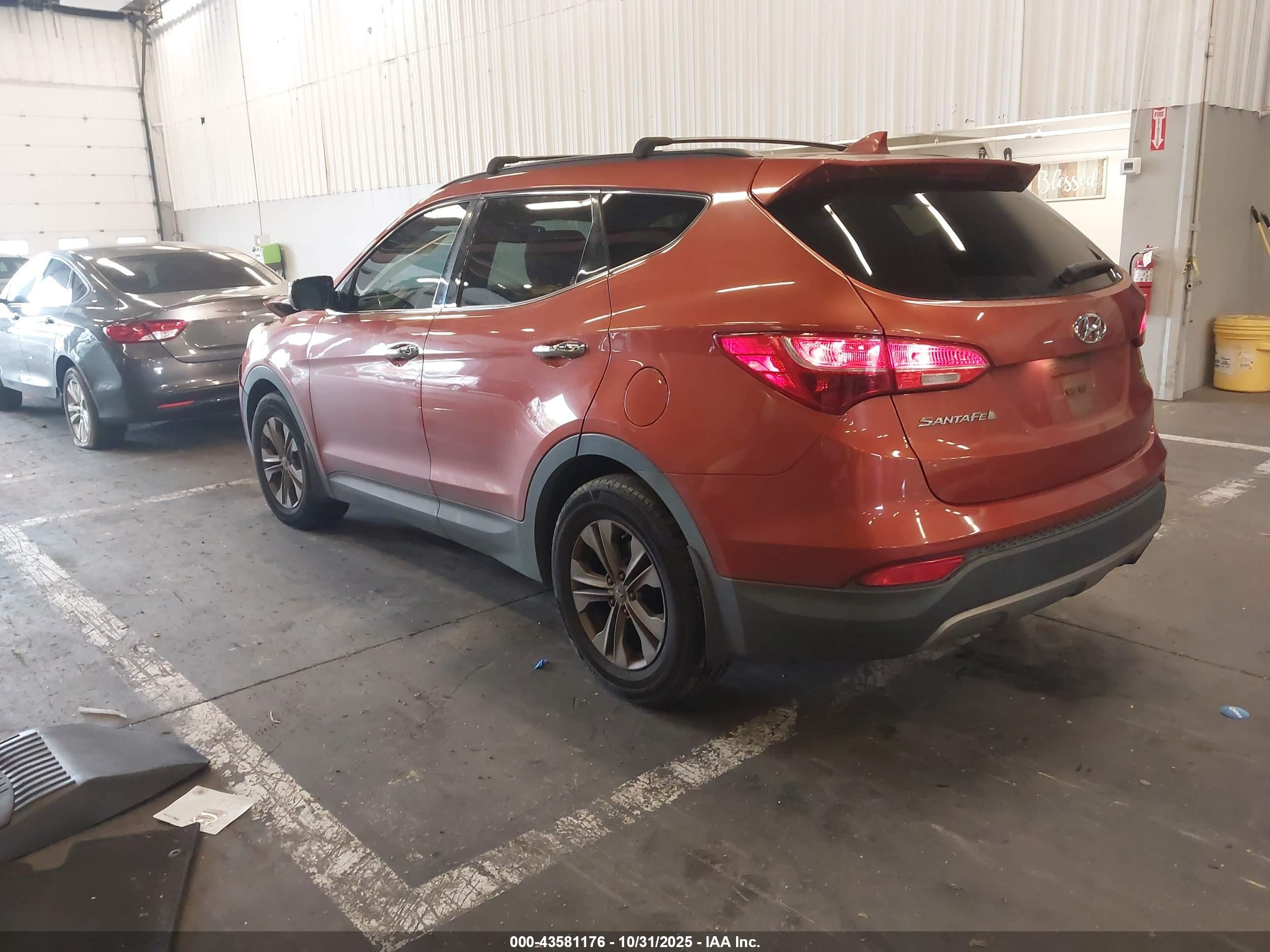 HYUNDAI SANTA image 3