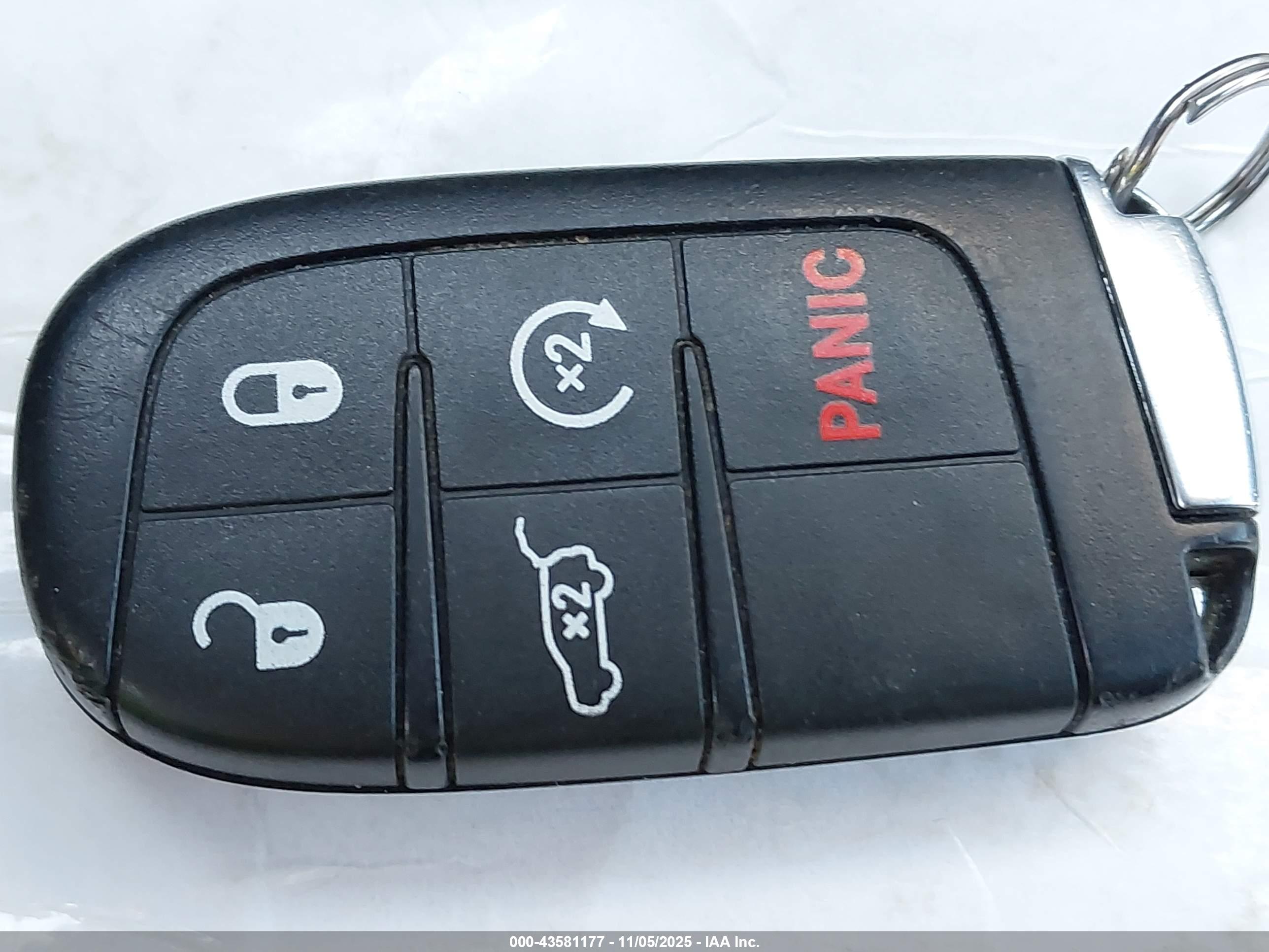 JEEP GRAND image 11