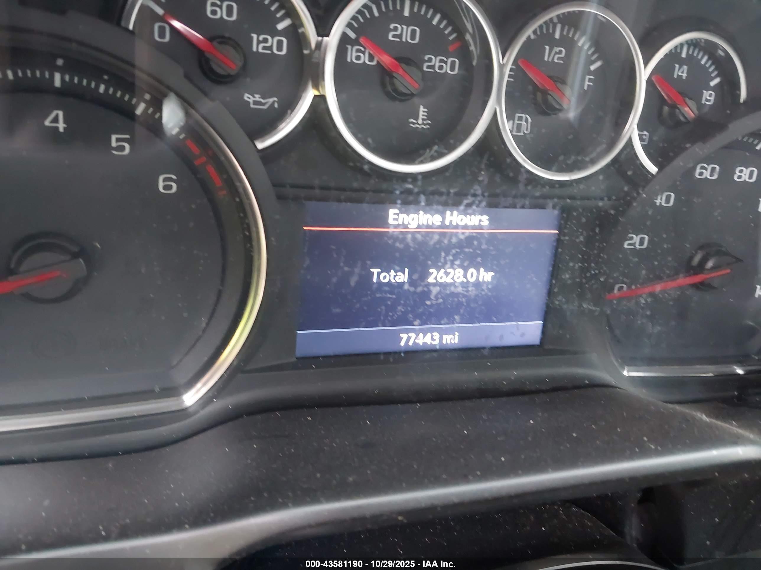 CHEVROLET SILVERADO image 7