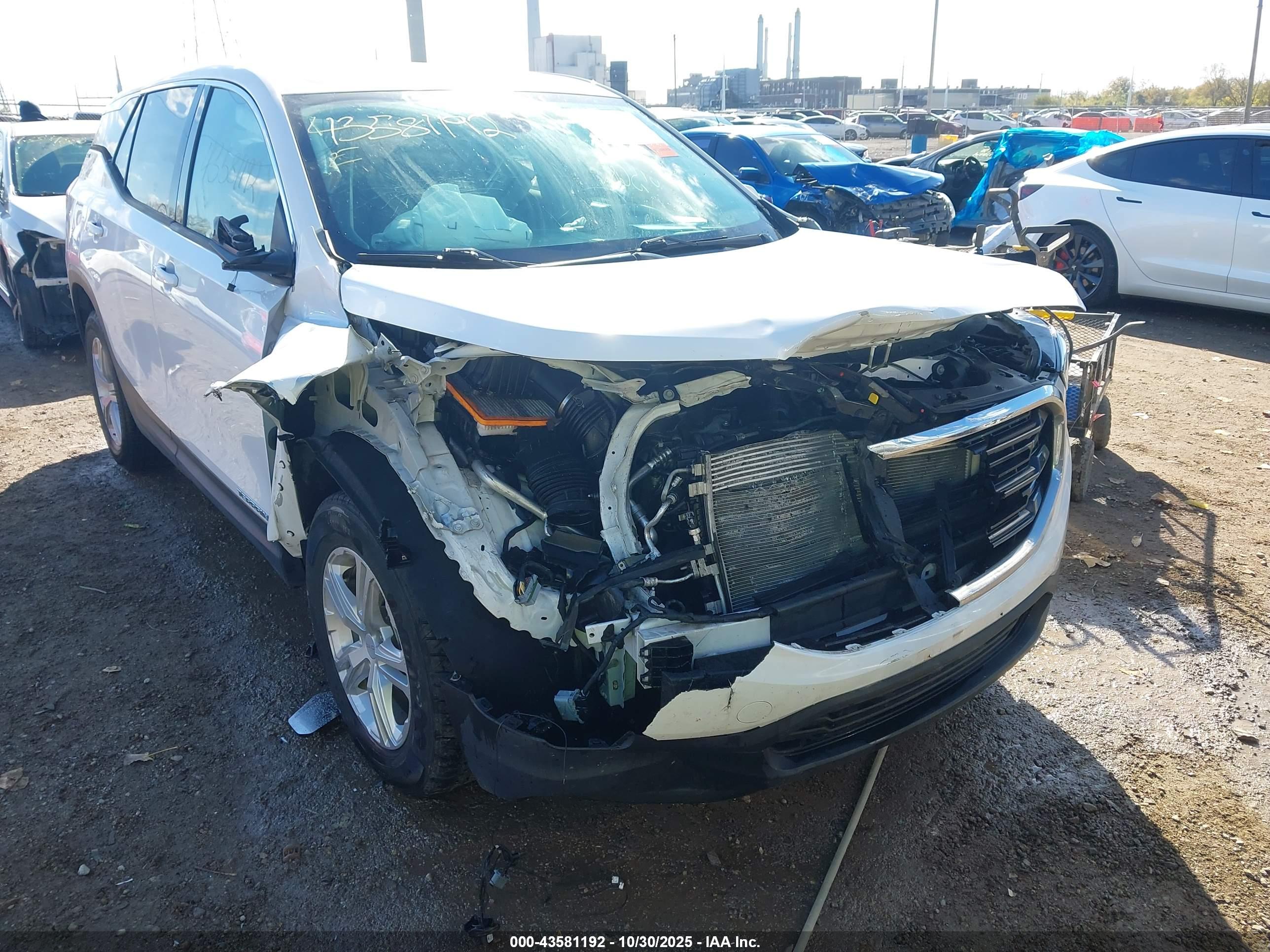 GMC TERRAIN image 6